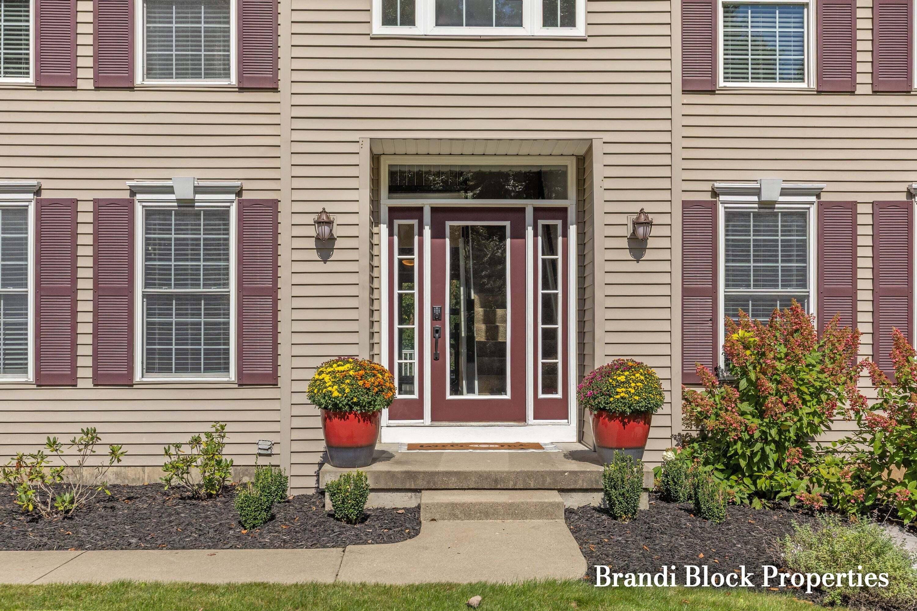 3733 Webber Pines Drive NE Grand Rapids MI 49525