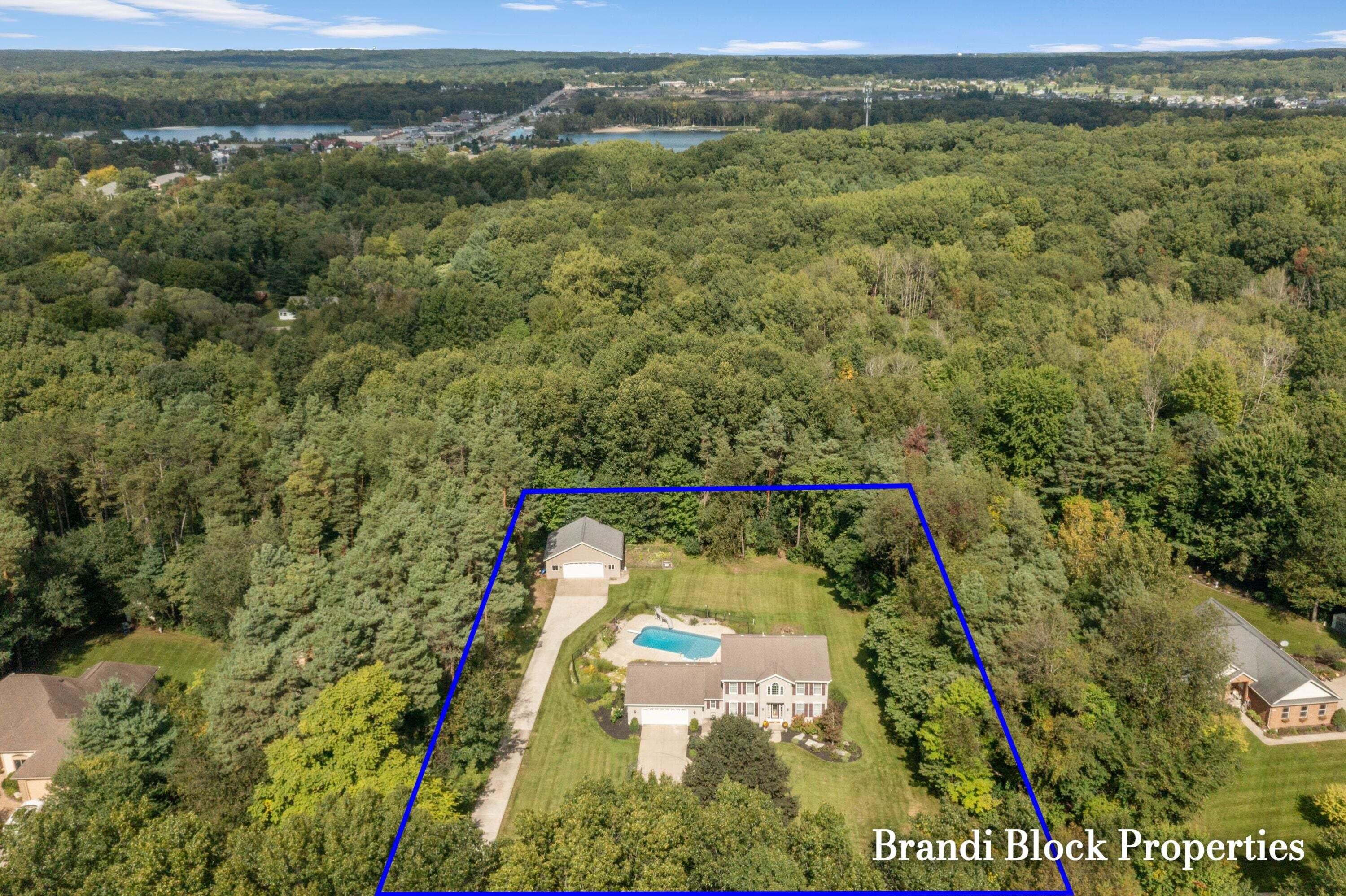 3733 Webber Pines Drive NE Grand Rapids MI 49525