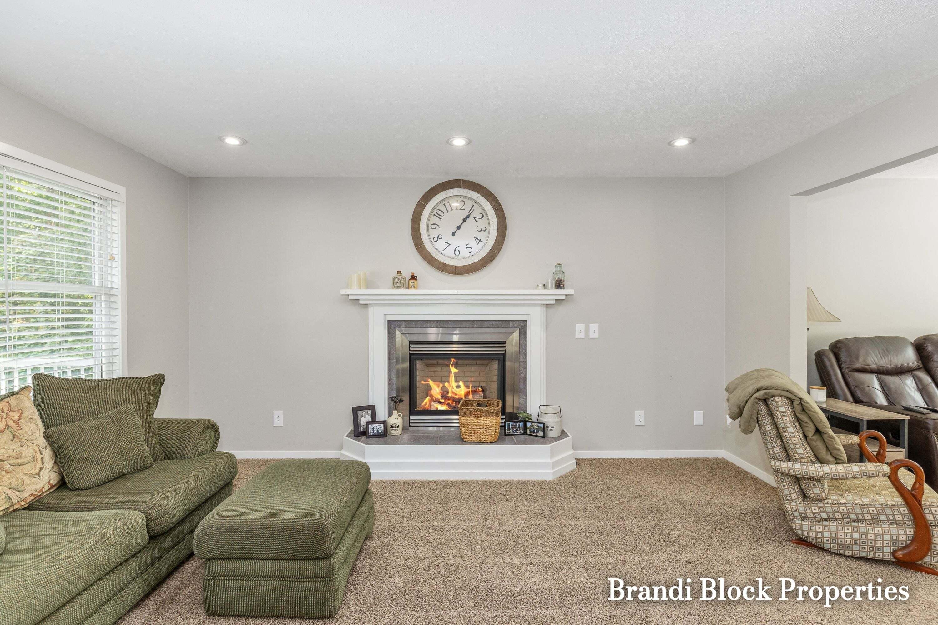 3733 Webber Pines Drive NE Grand Rapids MI 49525