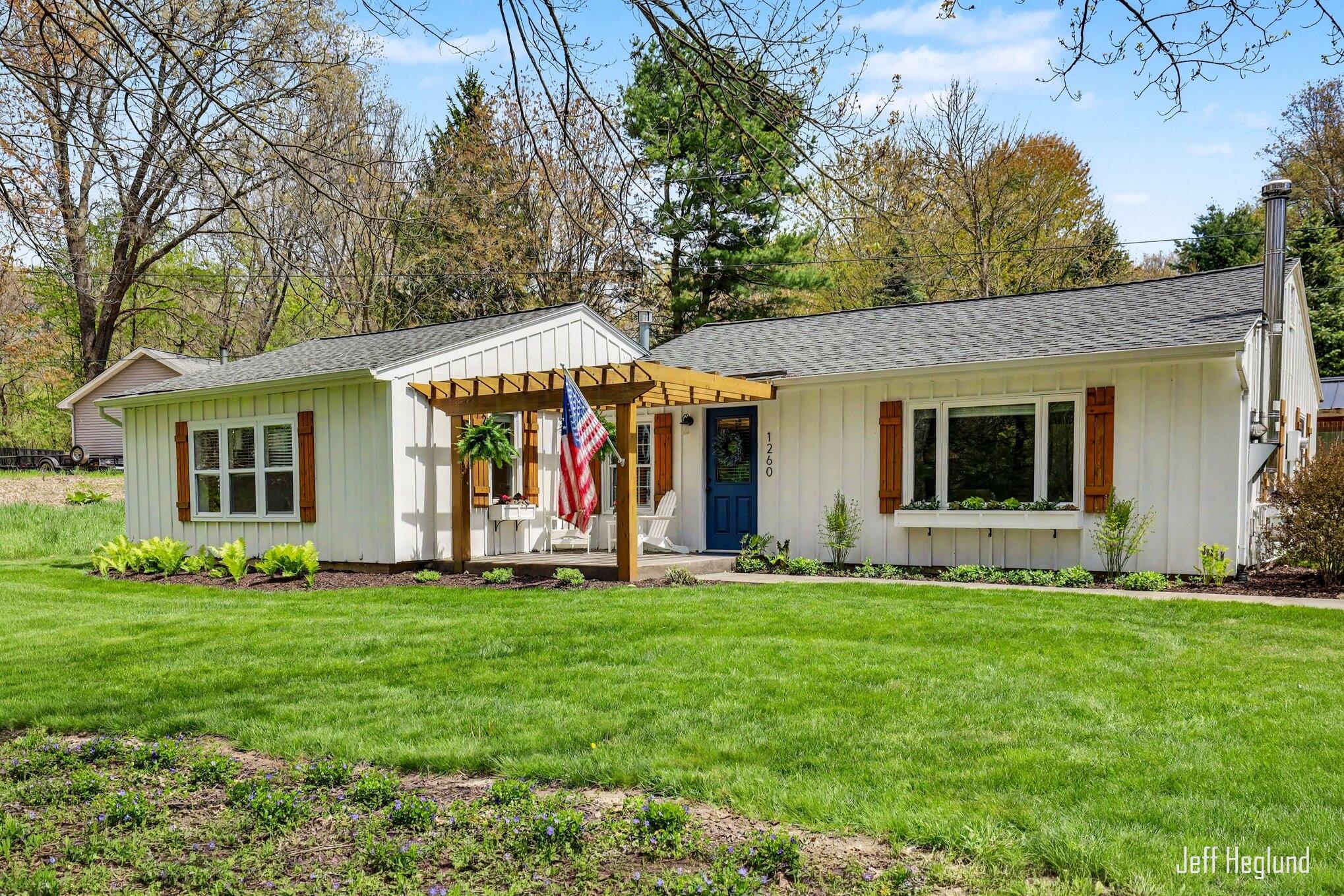1260 Cramton Avenue NE Ada MI 49301