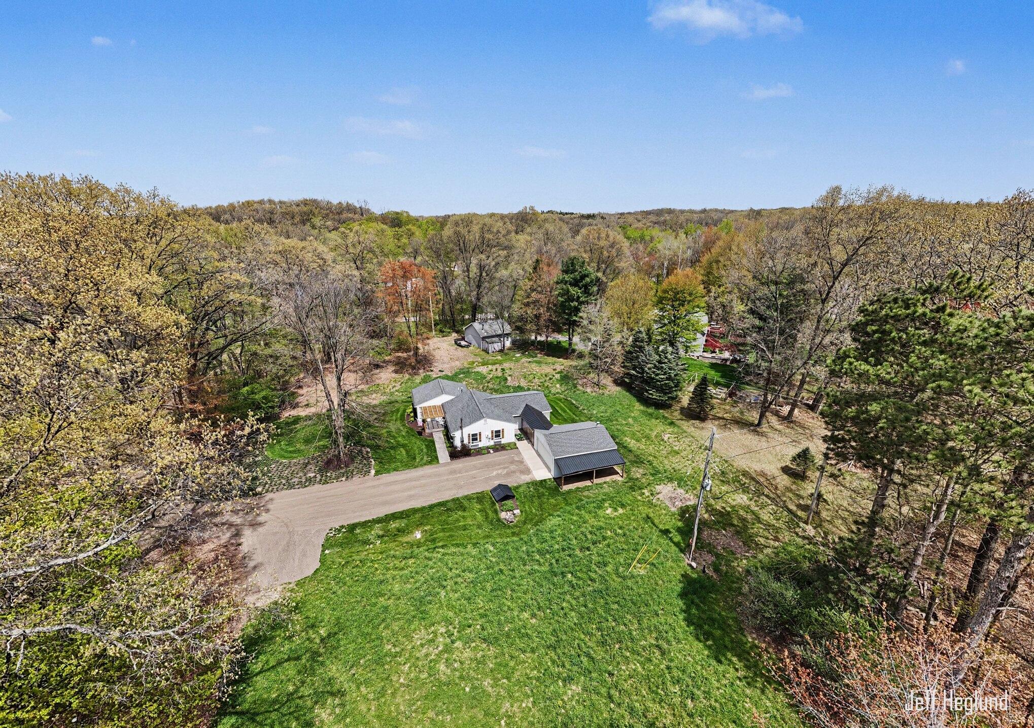 1260 Cramton Avenue NE Ada MI 49301