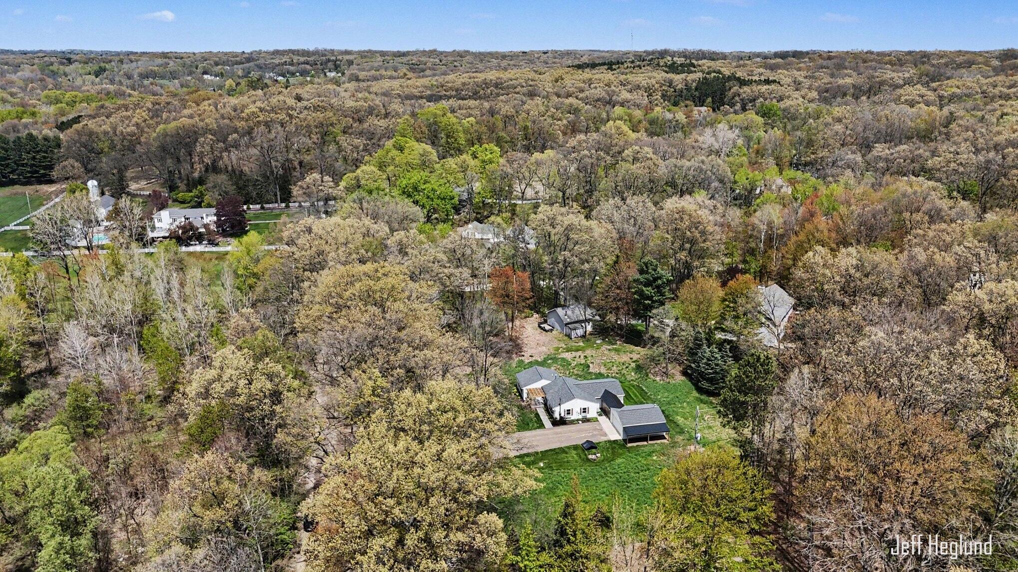1260 Cramton Avenue NE Ada MI 49301