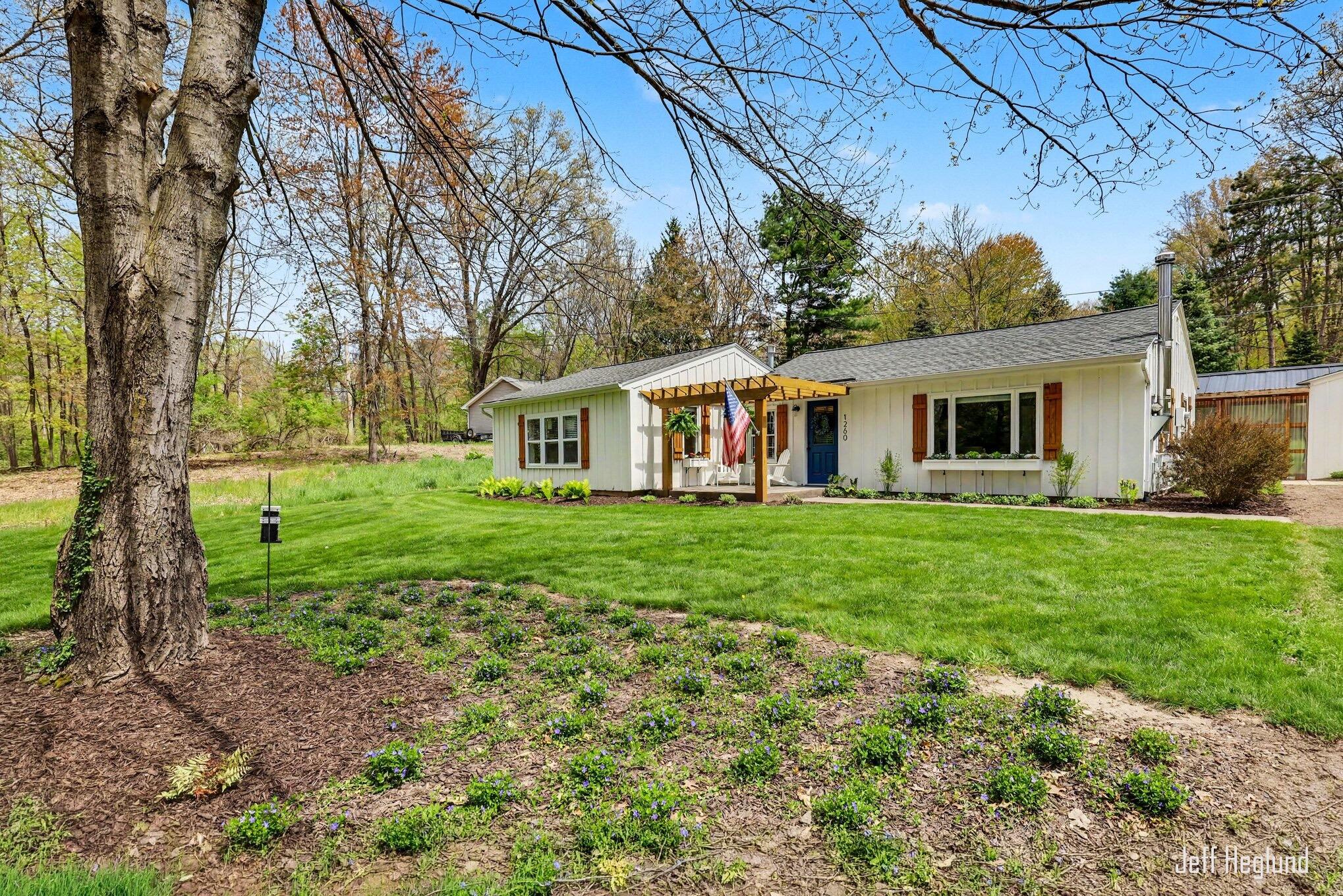 1260 Cramton Avenue NE Ada MI 49301