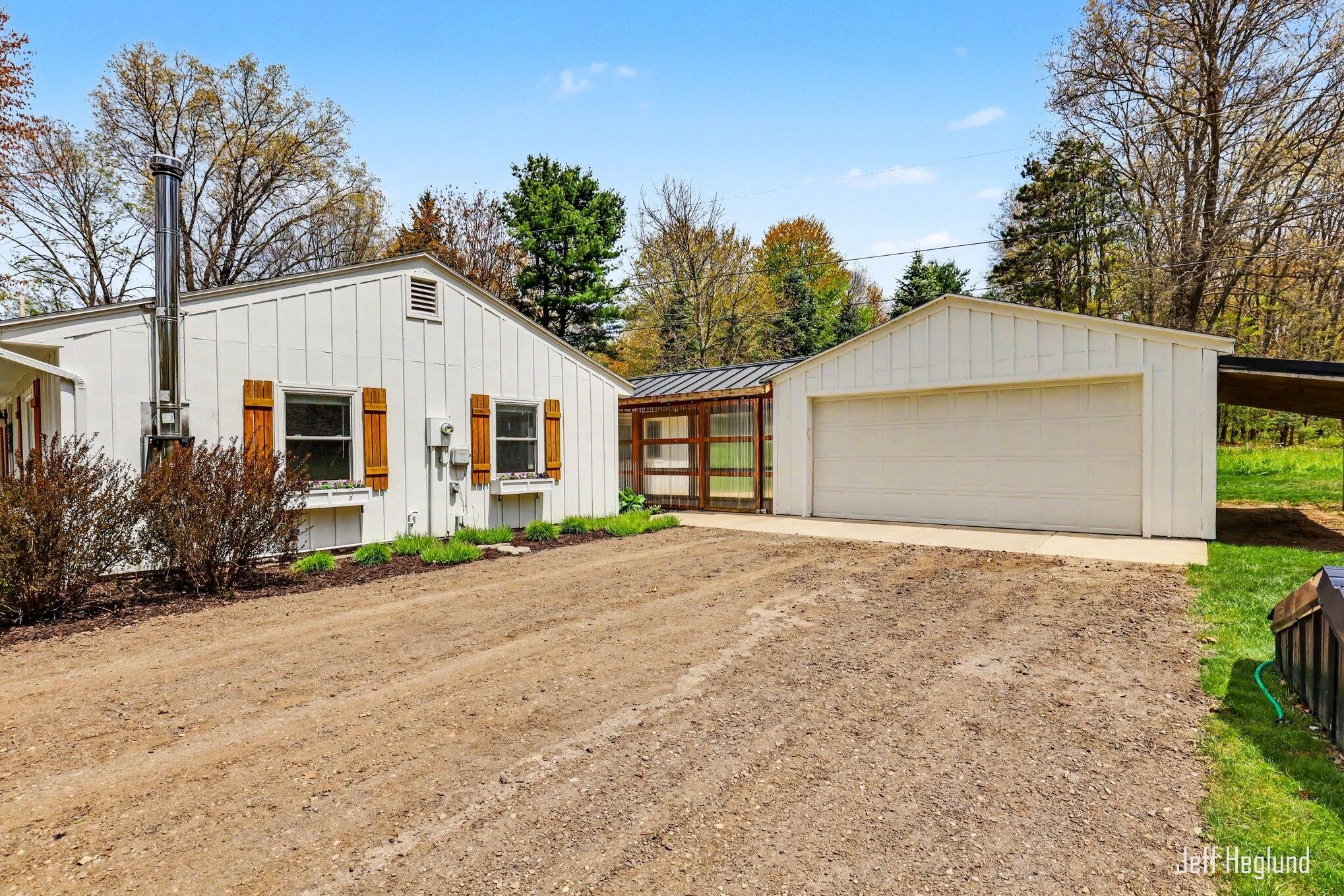 1260 Cramton Avenue NE Ada MI 49301