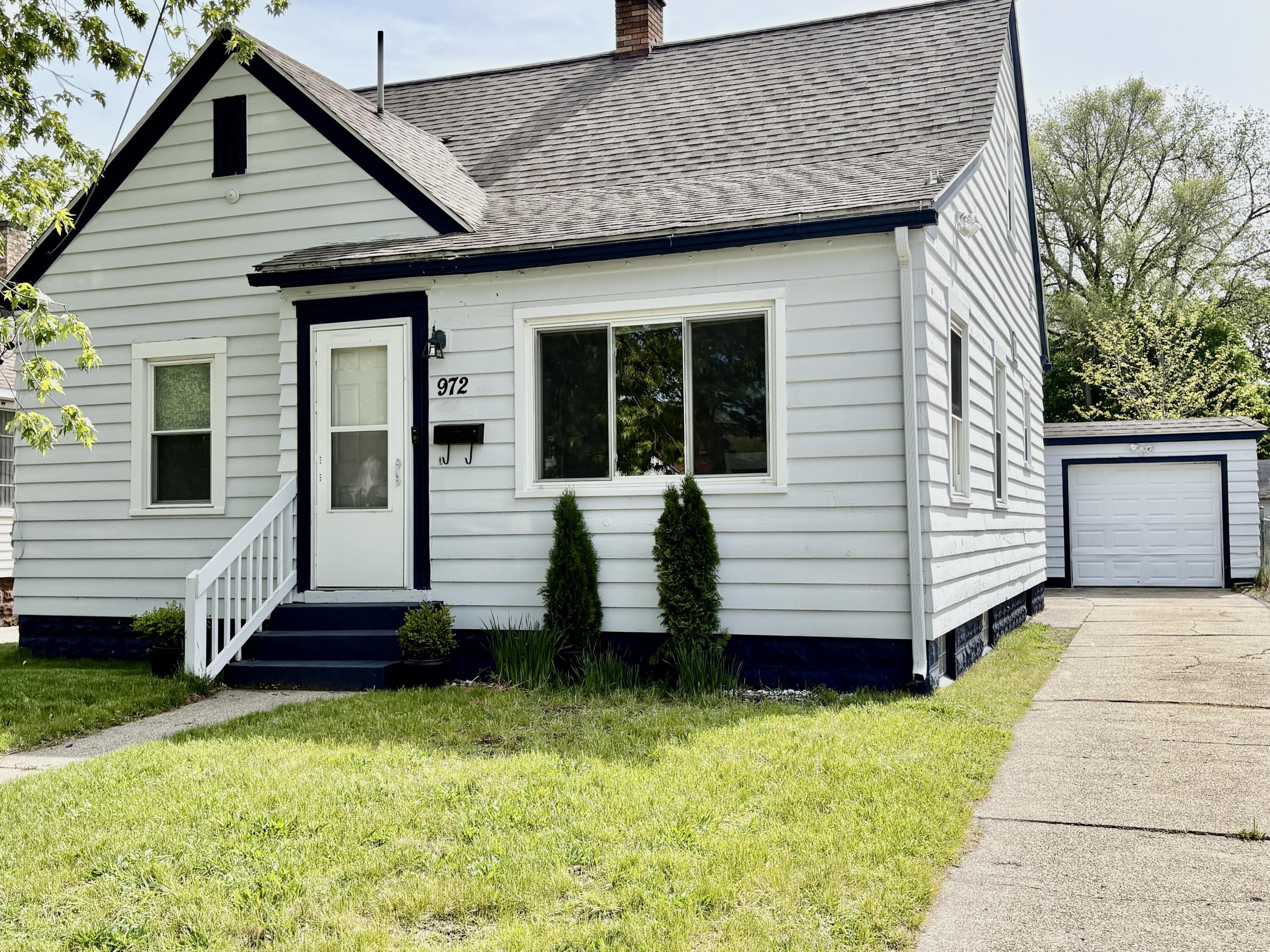 972 Stevens Street Muskegon MI 49442