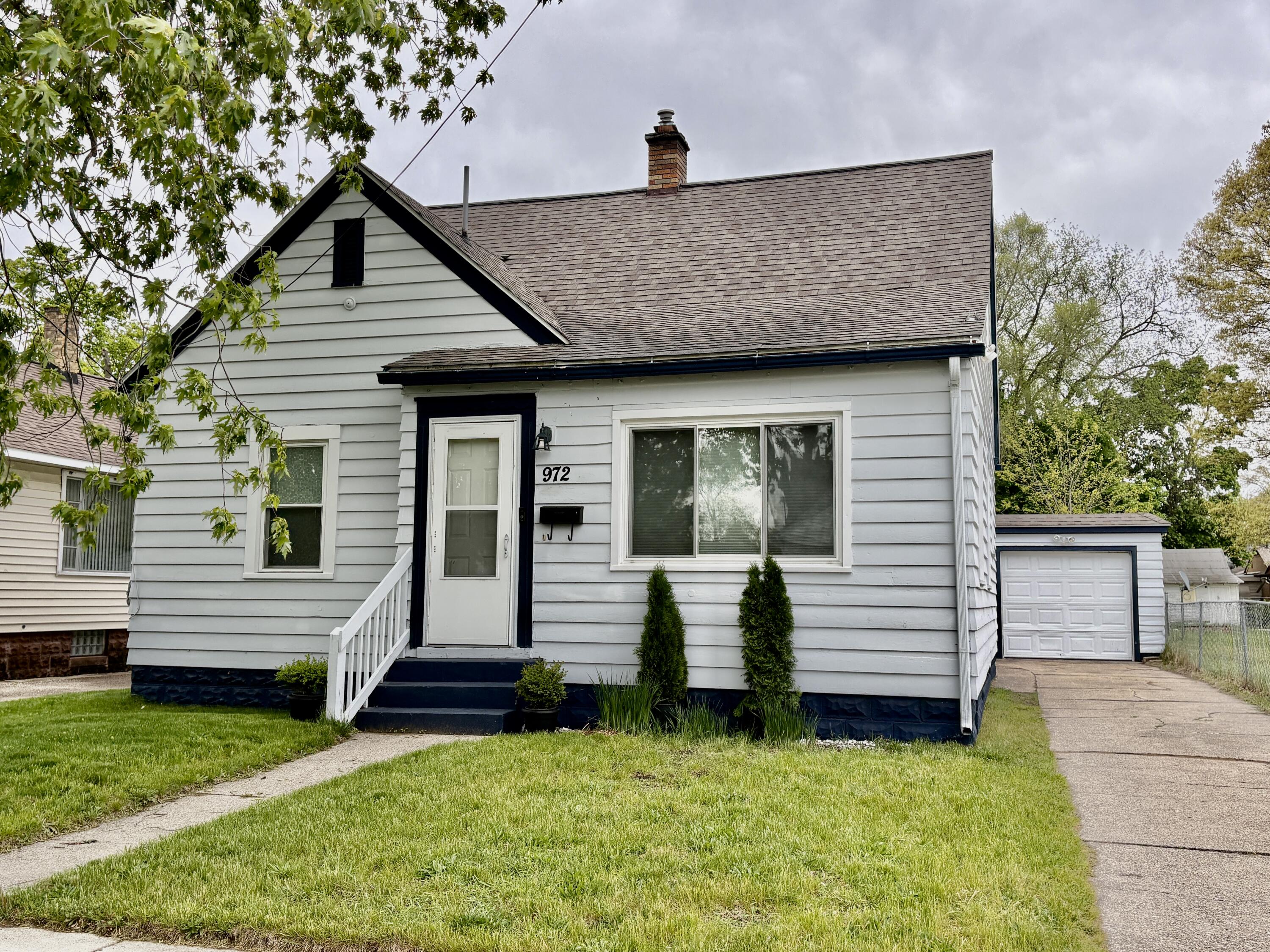 972 Stevens Street Muskegon MI 49442
