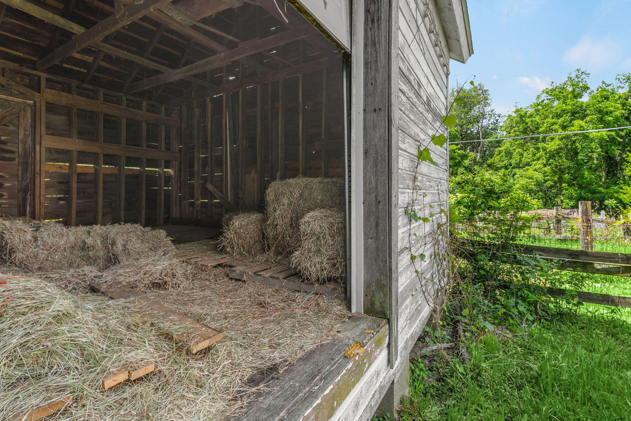 15684 Madron Lake Road Buchanan MI 49107