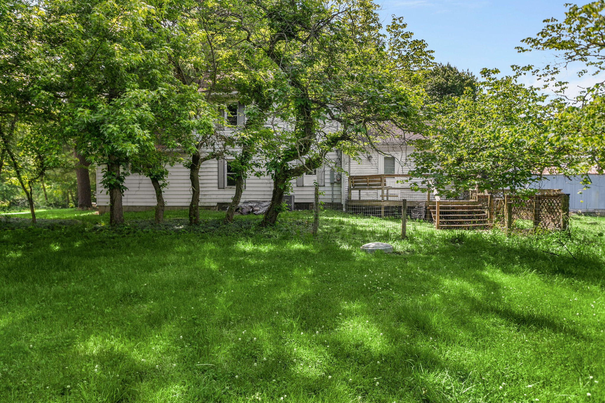 15684 Madron Lake Road Buchanan MI 49107