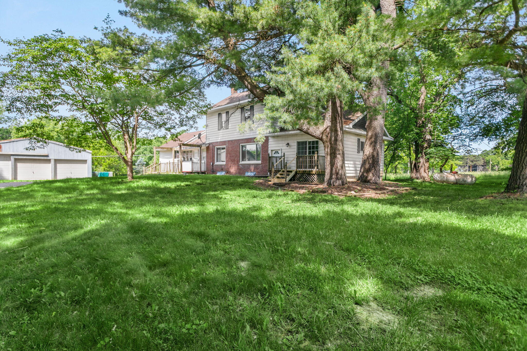 15684 Madron Lake Road Buchanan MI 49107