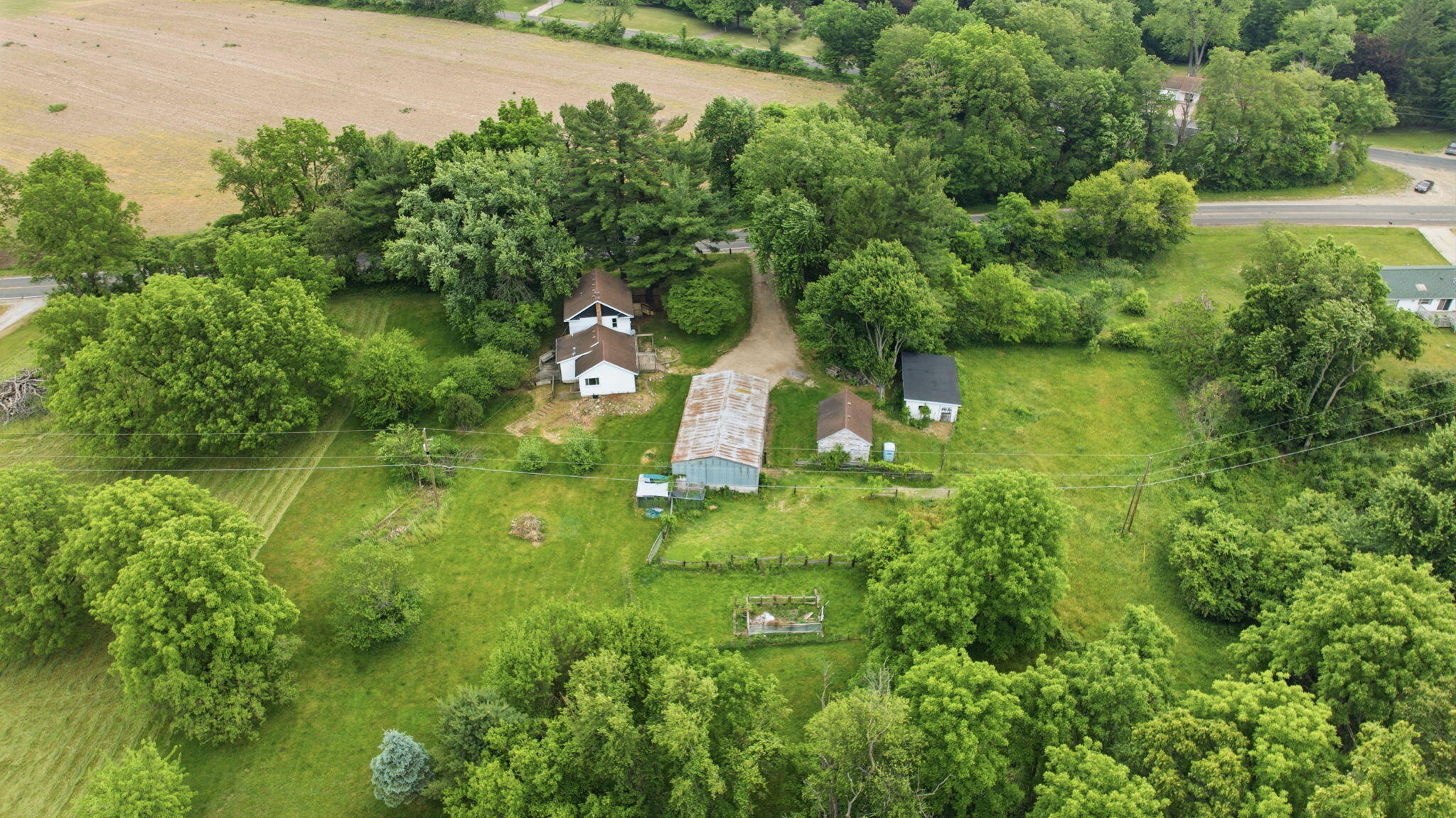 15684 Madron Lake Road Buchanan MI 49107