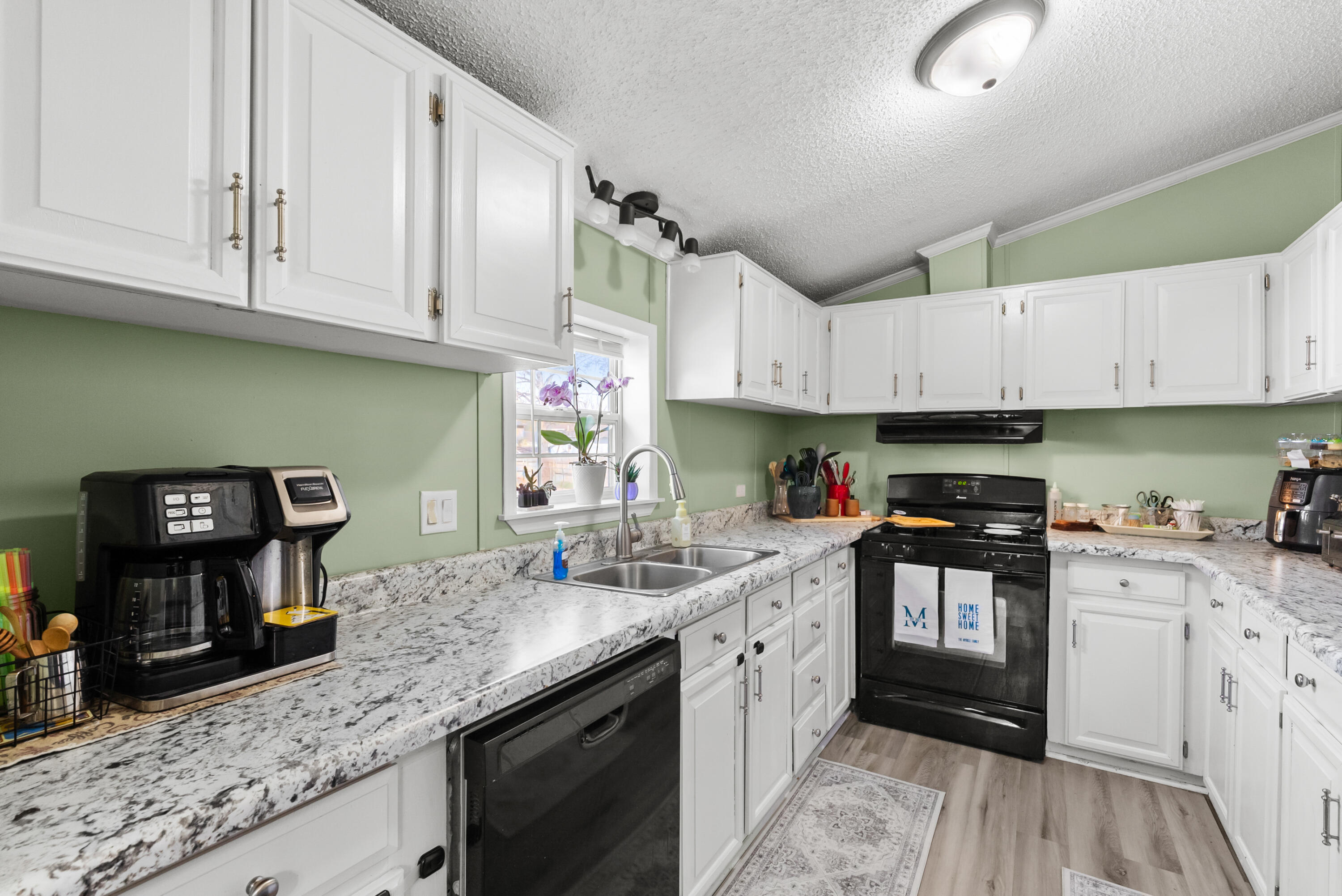 104 Seneca Street Decatur MI 49045