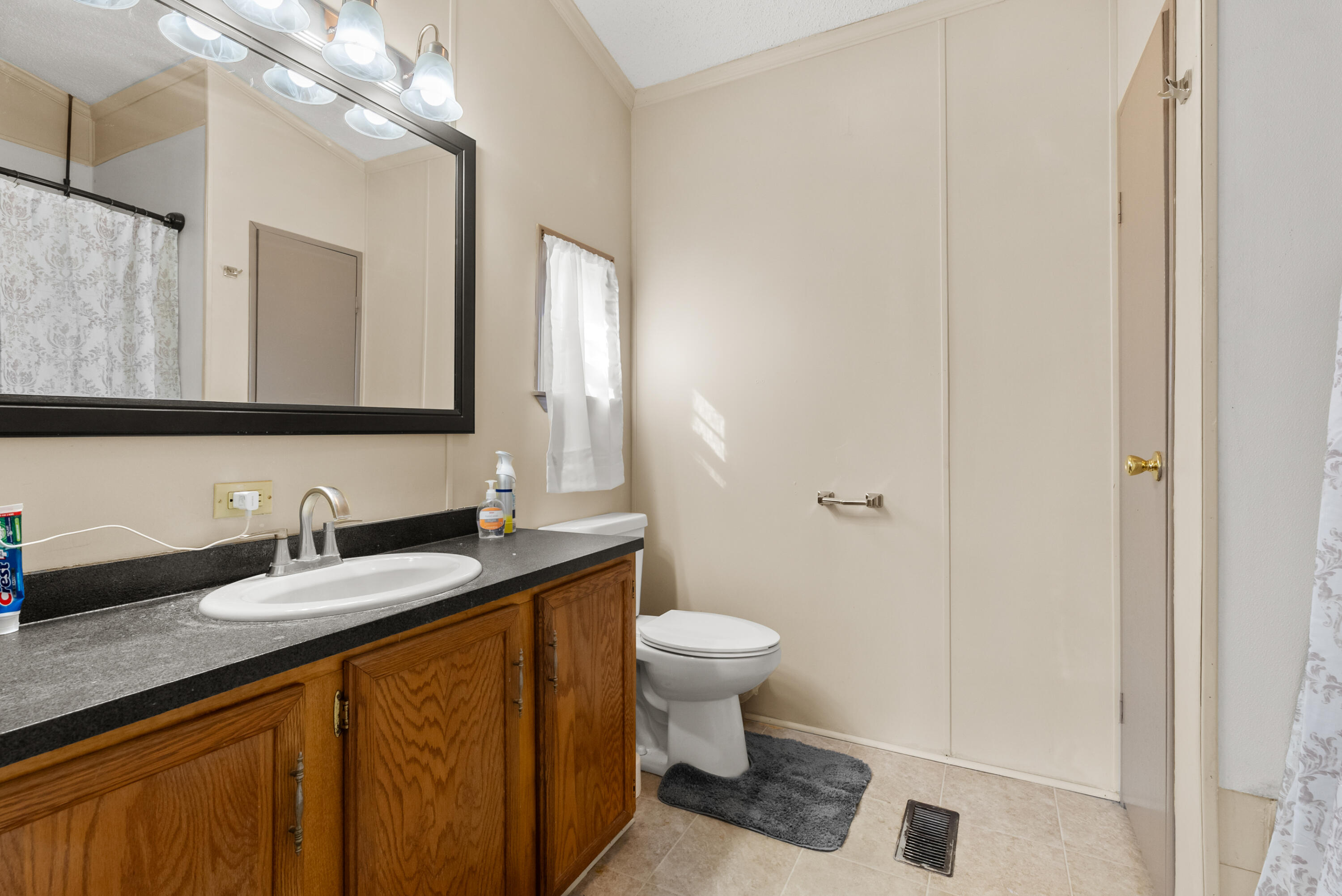 104 Seneca Street Decatur MI 49045