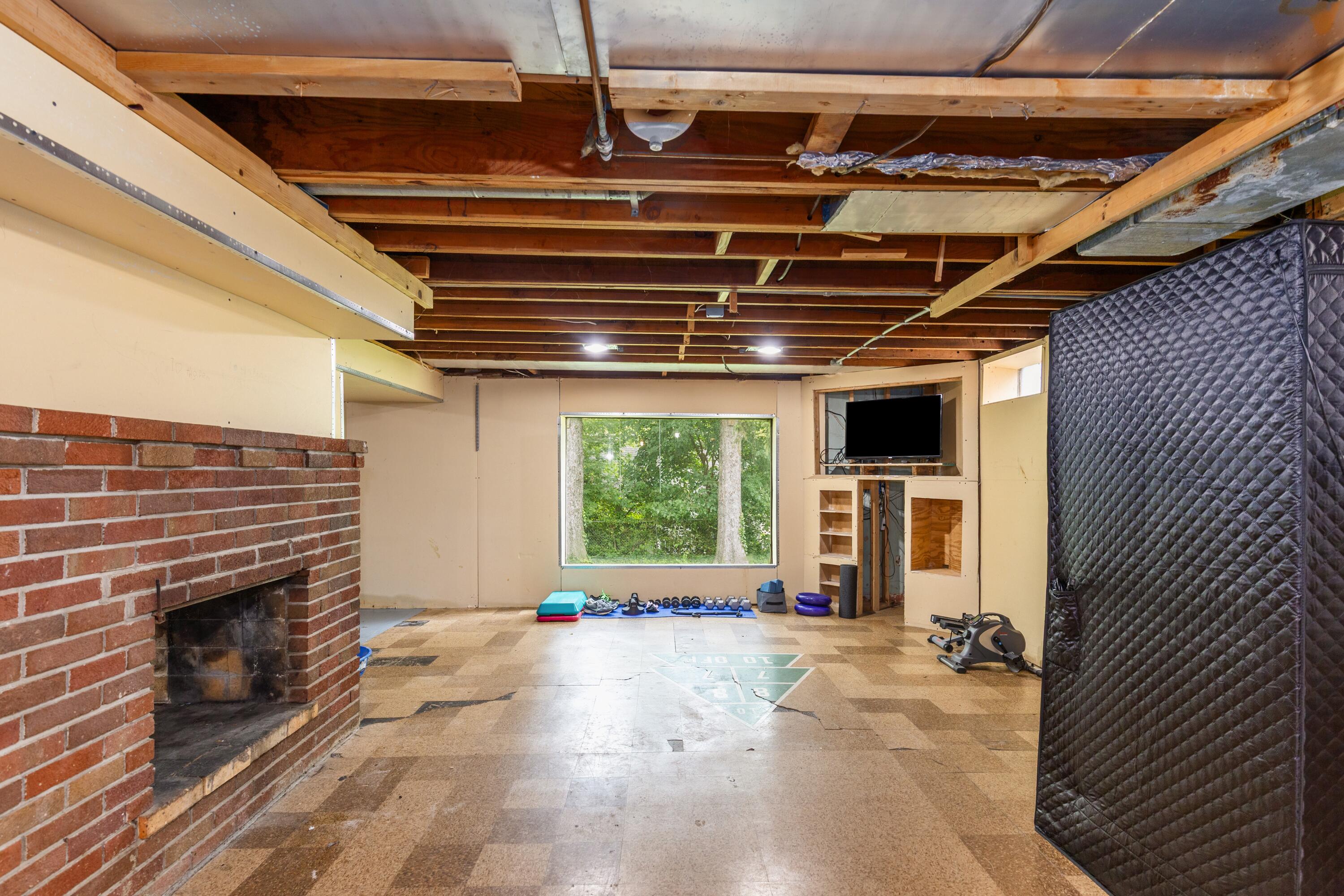 1501 Rossman Avenue SE Grand Rapids MI 49507