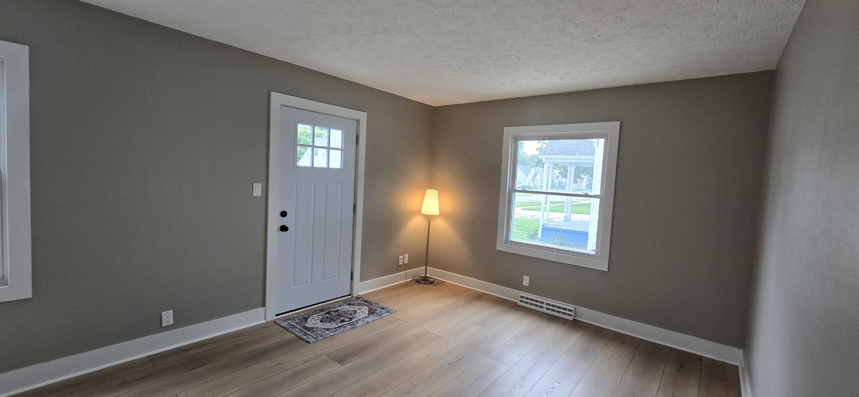 1349 W Summit Avenue Muskegon MI 49441
