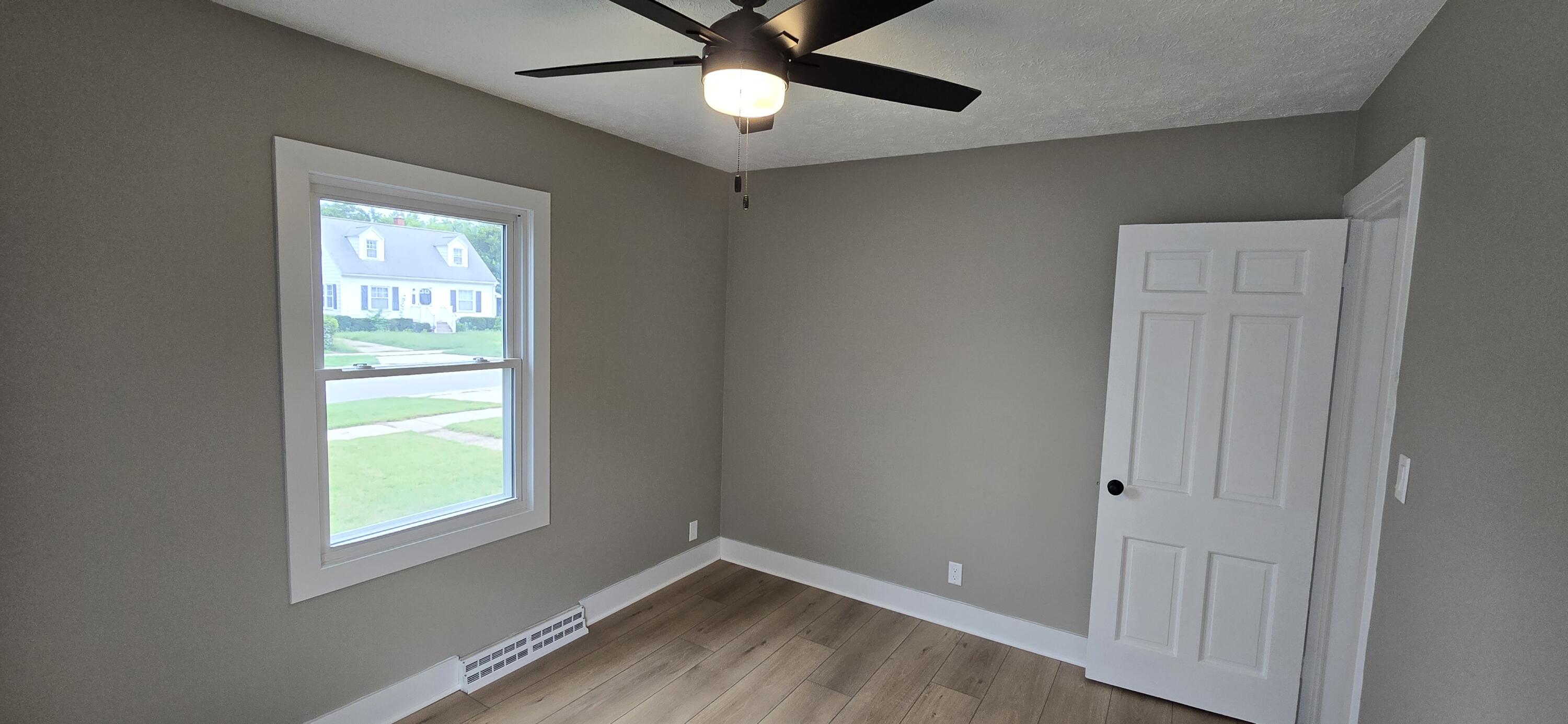 1349 W Summit Avenue Muskegon MI 49441