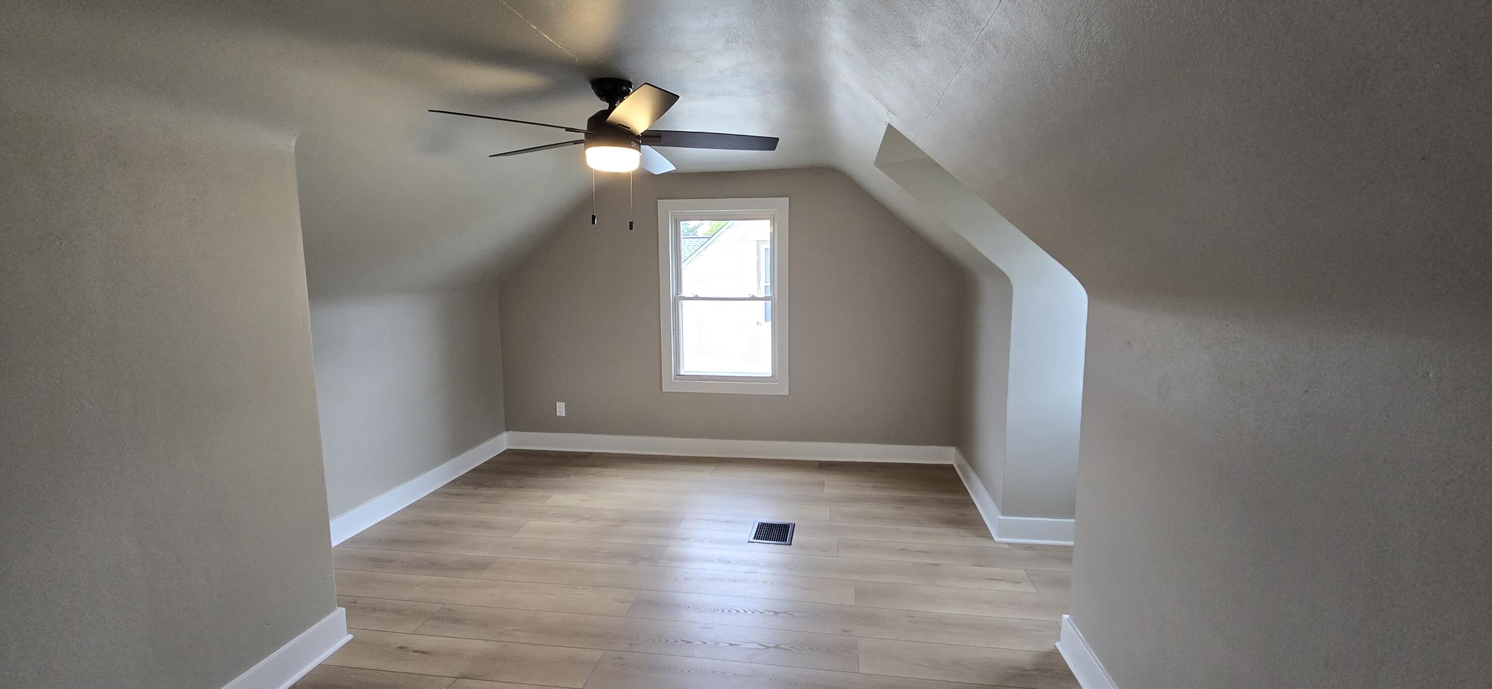 1349 W Summit Avenue Muskegon MI 49441