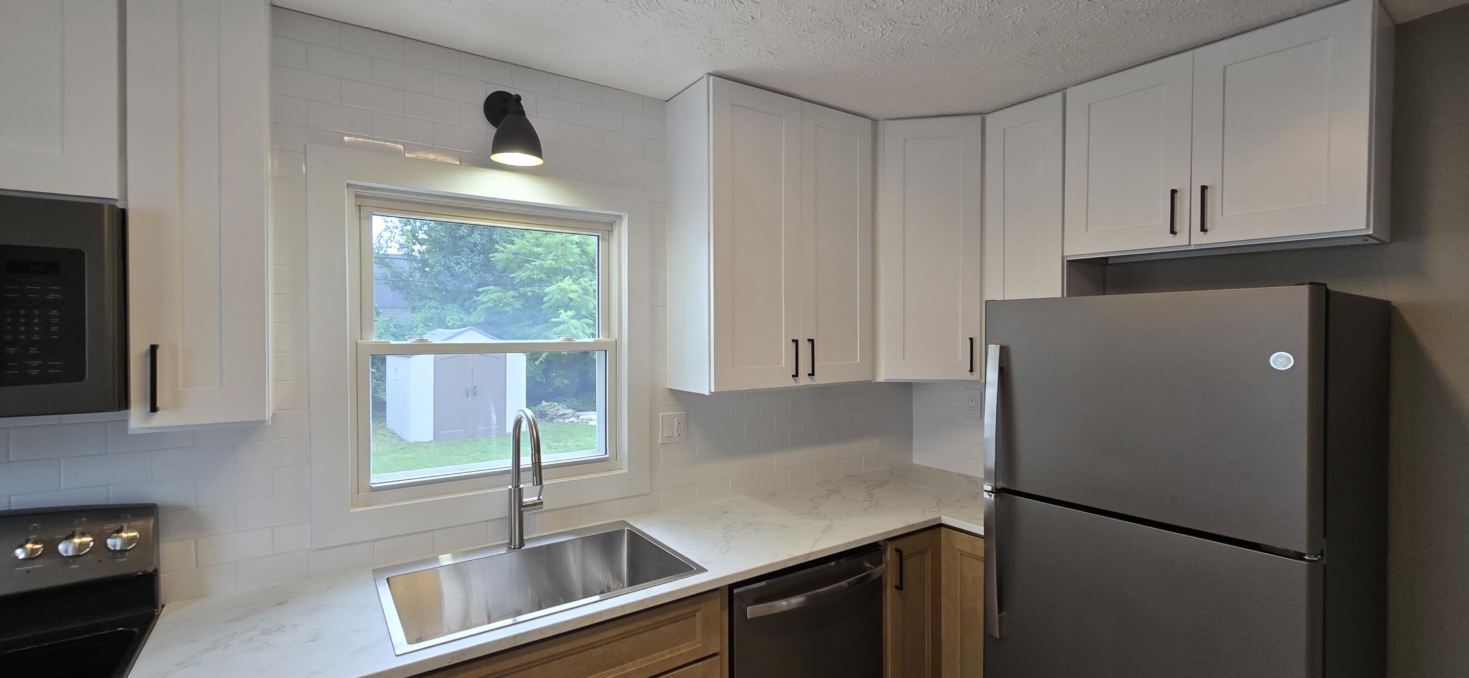 1349 W Summit Avenue Muskegon MI 49441