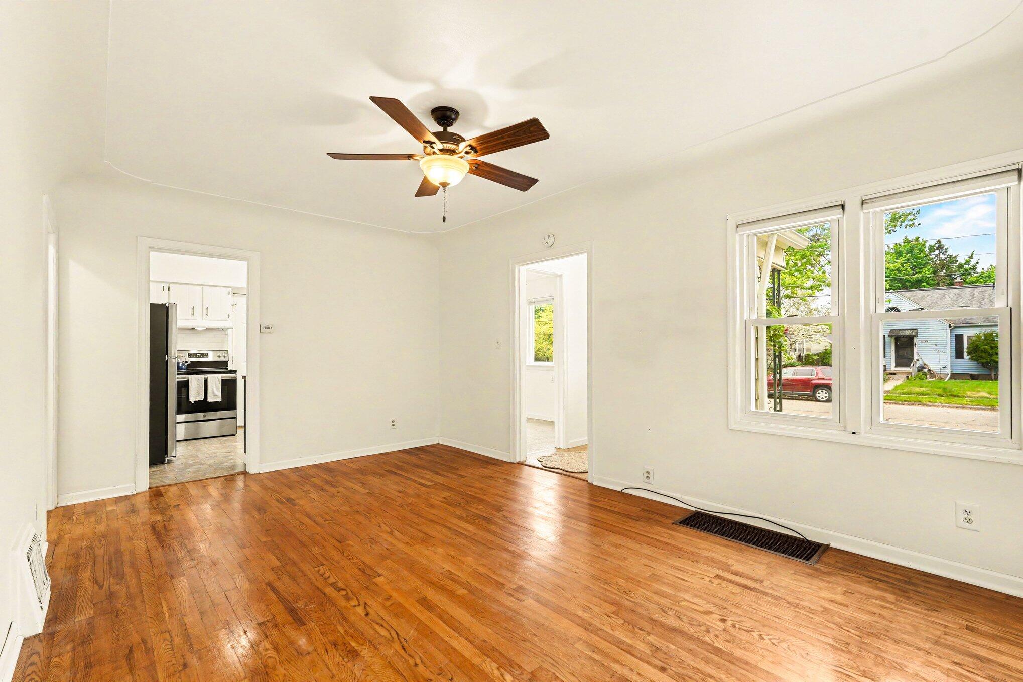 1104 Hoyt Street SE Grand Rapids MI 49507