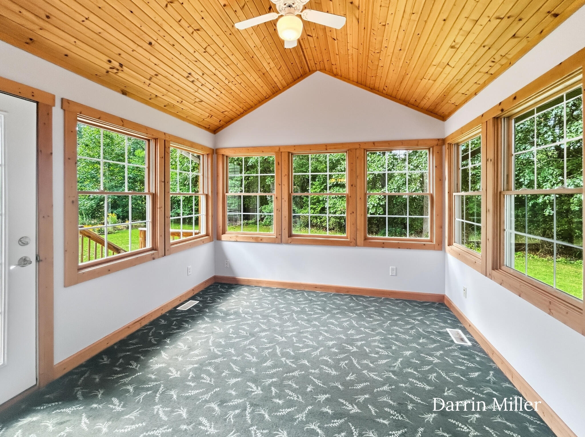 47 Serra Court Muskegon MI 49442