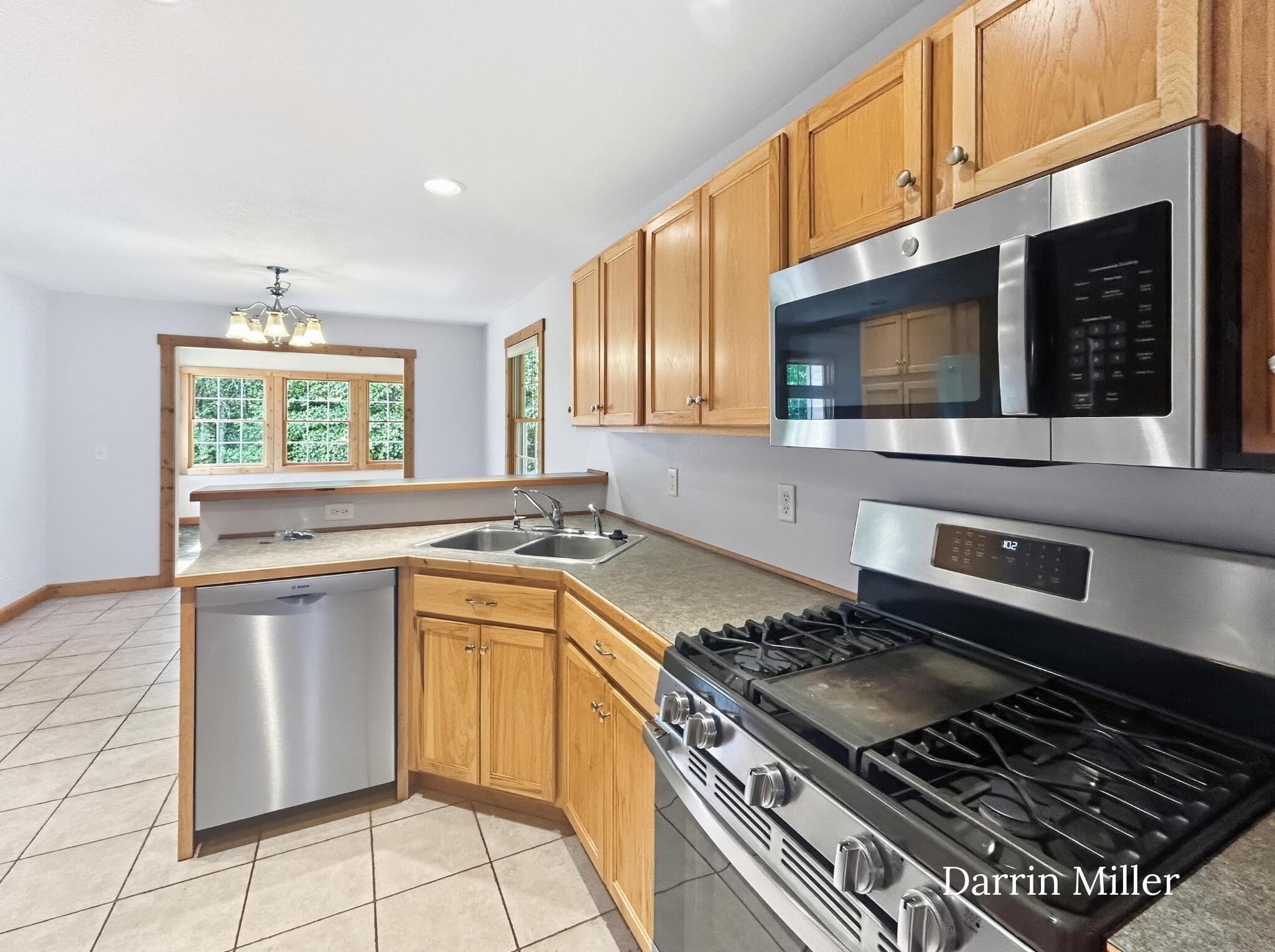 47 Serra Court Muskegon MI 49442