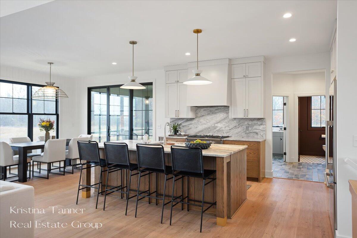 742 Honey Creek Ada MI 49301