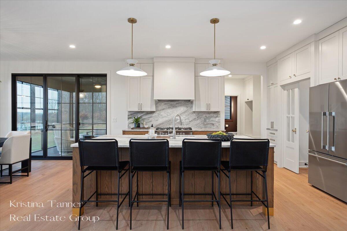 742 Honey Creek Ada MI 49301