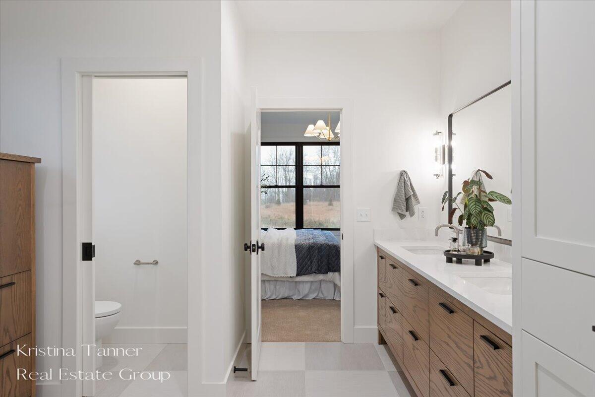 742 Honey Creek Ada MI 49301