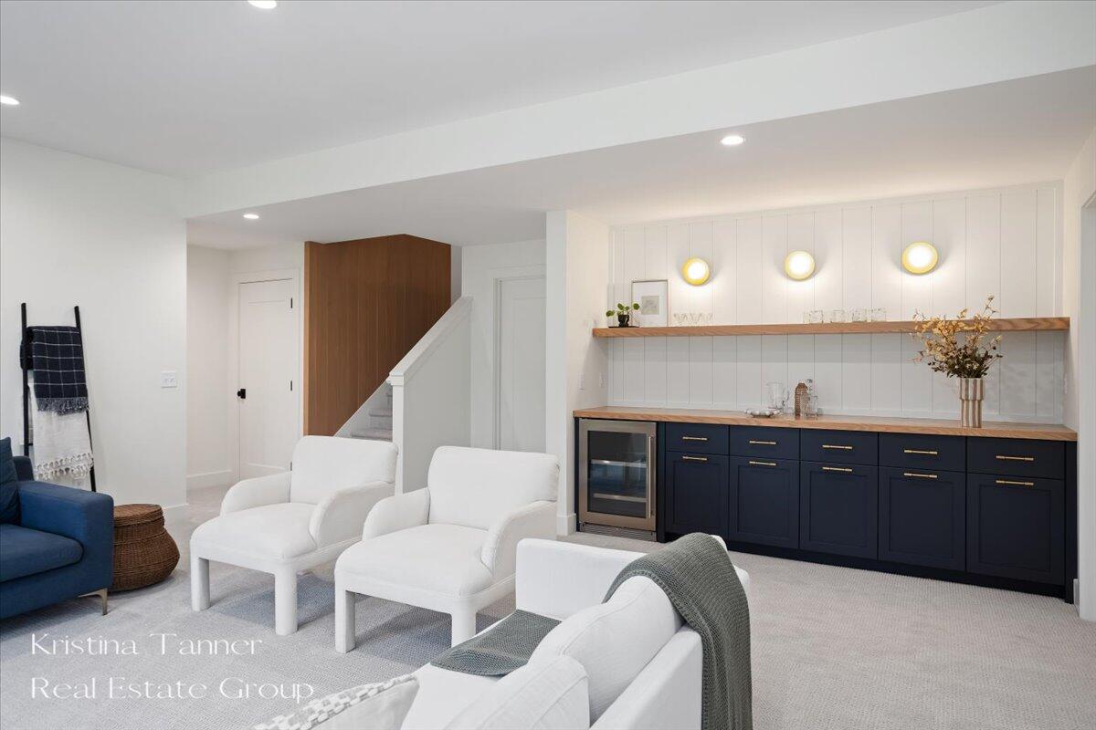 742 Honey Creek Ada MI 49301