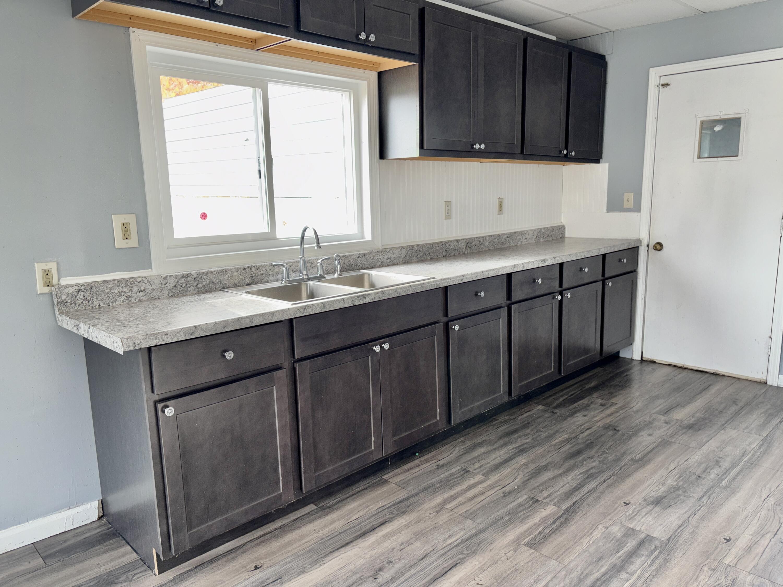 839 S Sheridan Drive Muskegon MI 49442