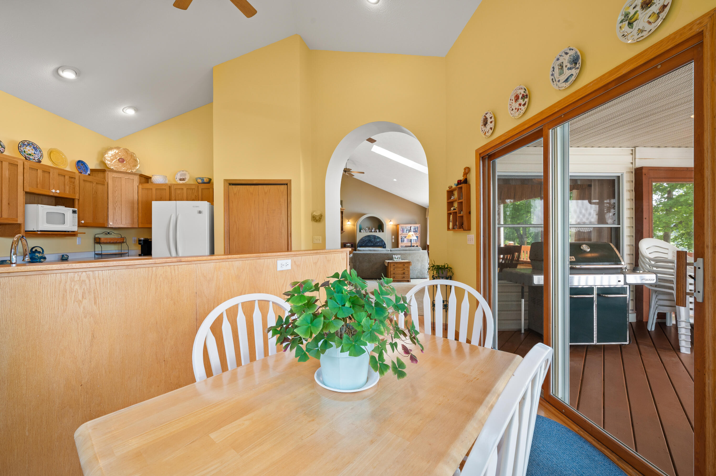 9895 Lakeview Drive Berrien Springs MI 49103