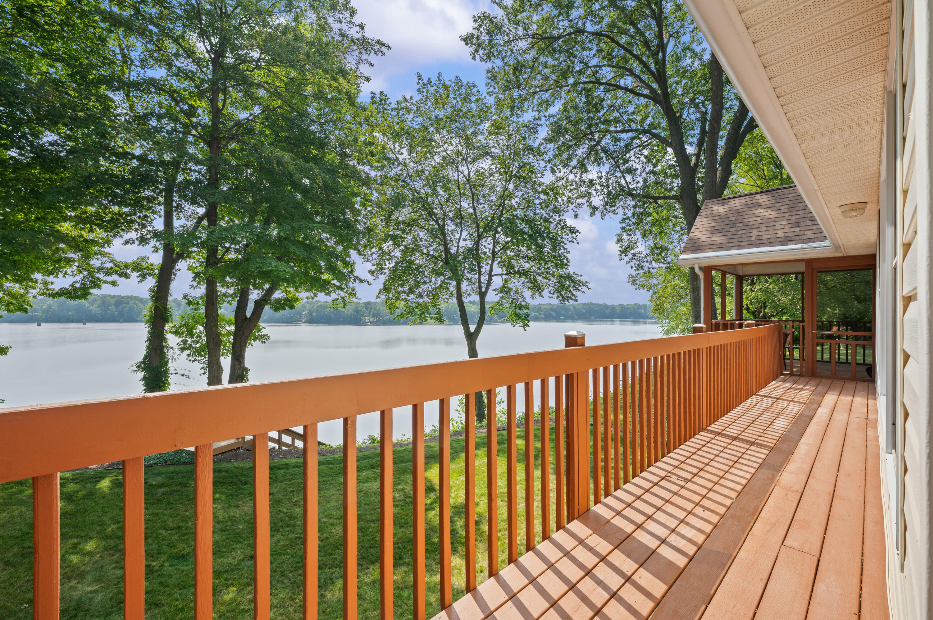 9895 Lakeview Drive Berrien Springs MI 49103