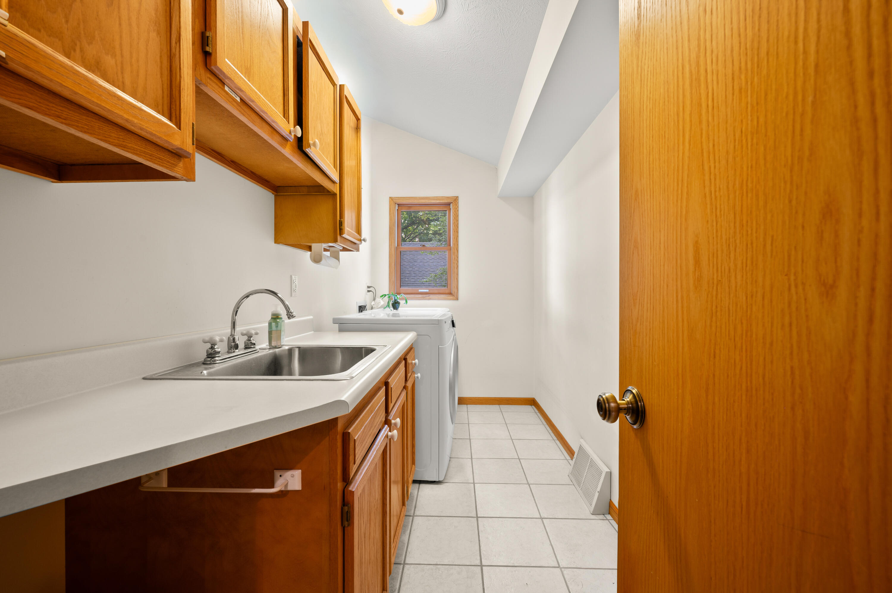 9895 Lakeview Drive Berrien Springs MI 49103