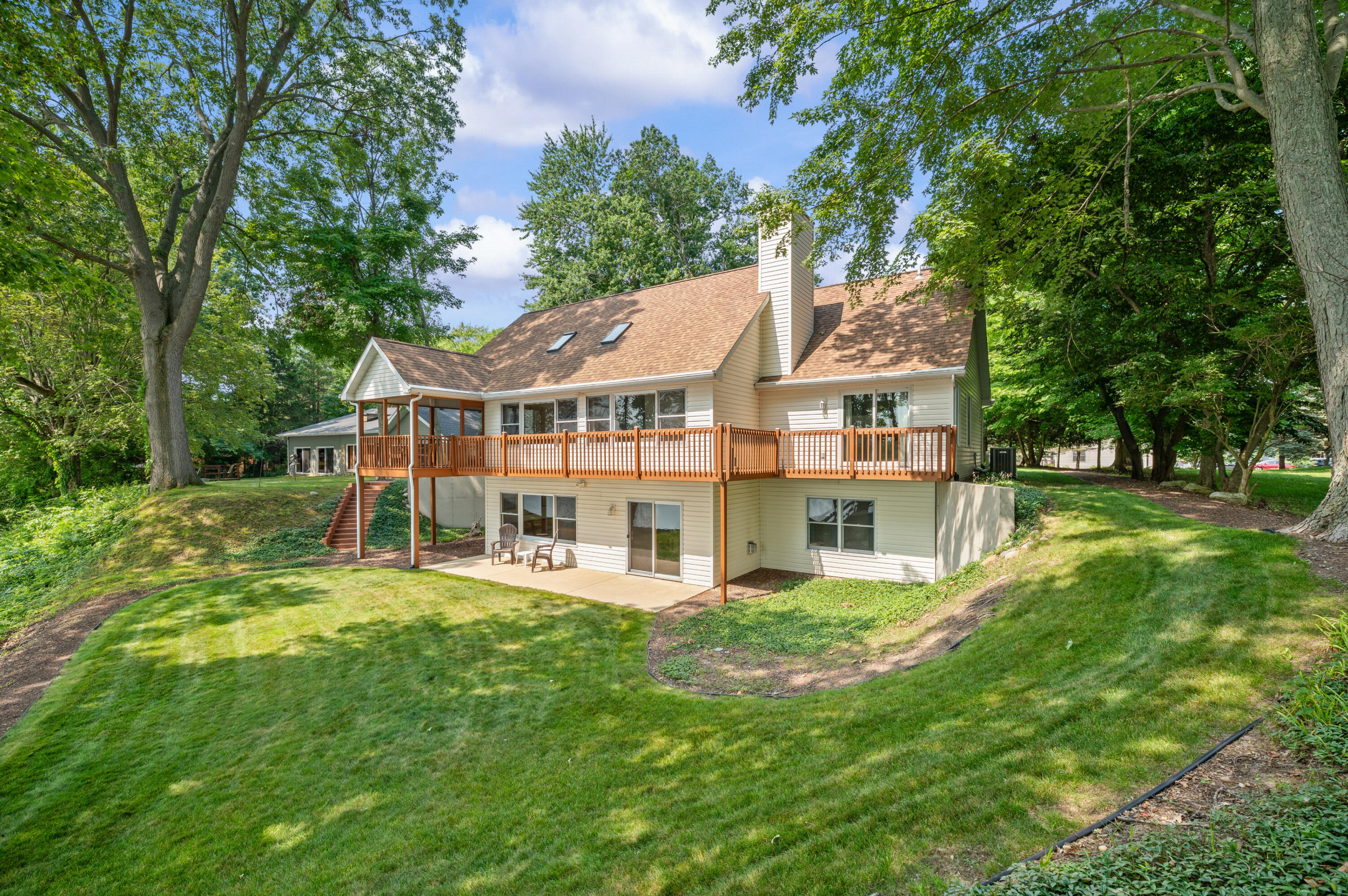 9895 Lakeview Drive Berrien Springs MI 49103