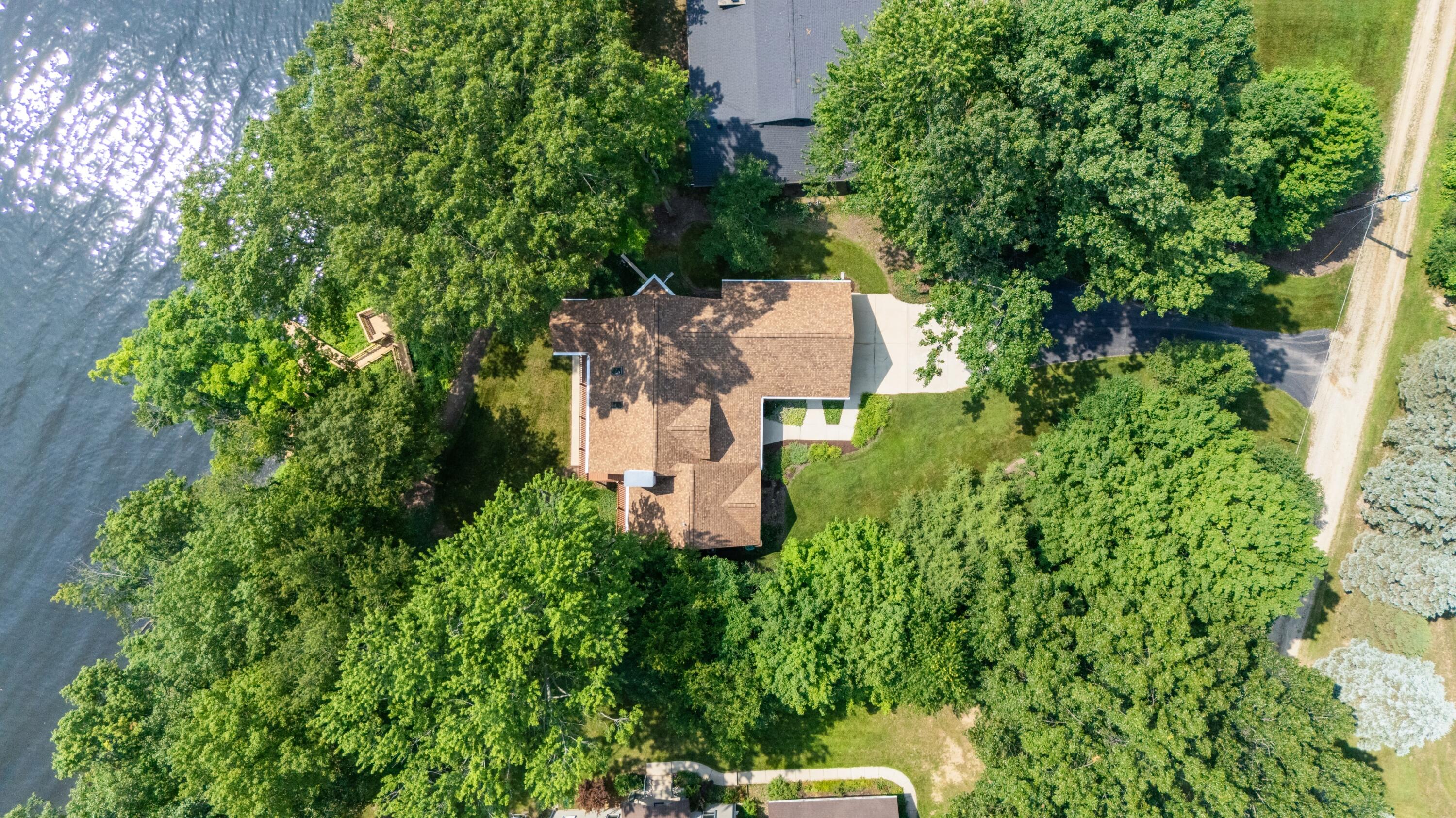 9895 Lakeview Drive Berrien Springs MI 49103