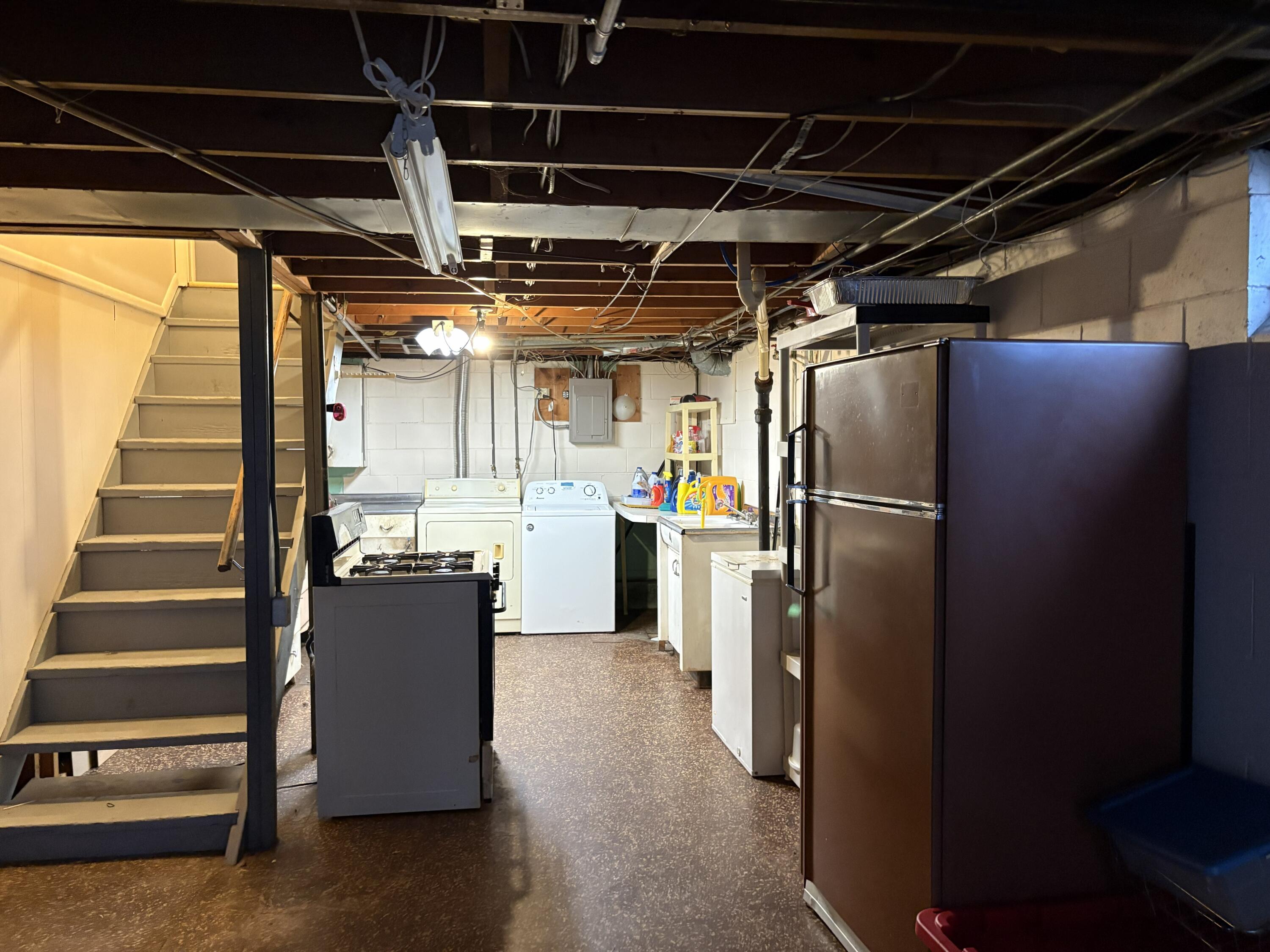 3127 Woodcliffe Drive Muskegon MI 49444