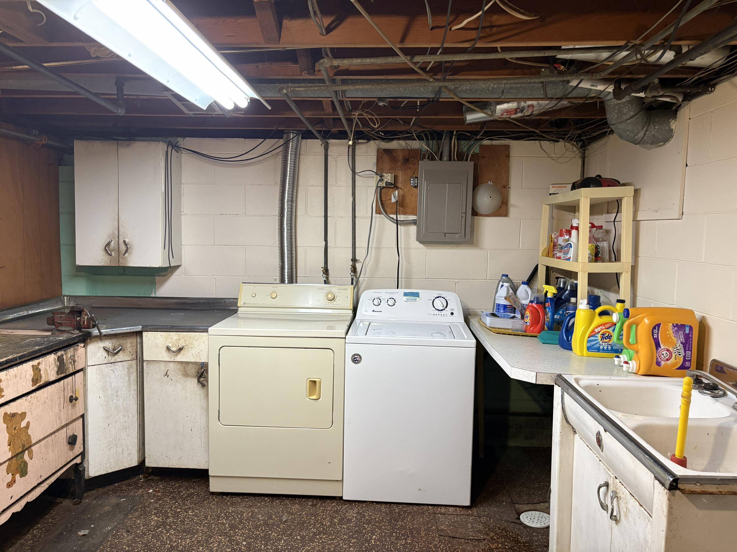 3127 Woodcliffe Drive Muskegon MI 49444
