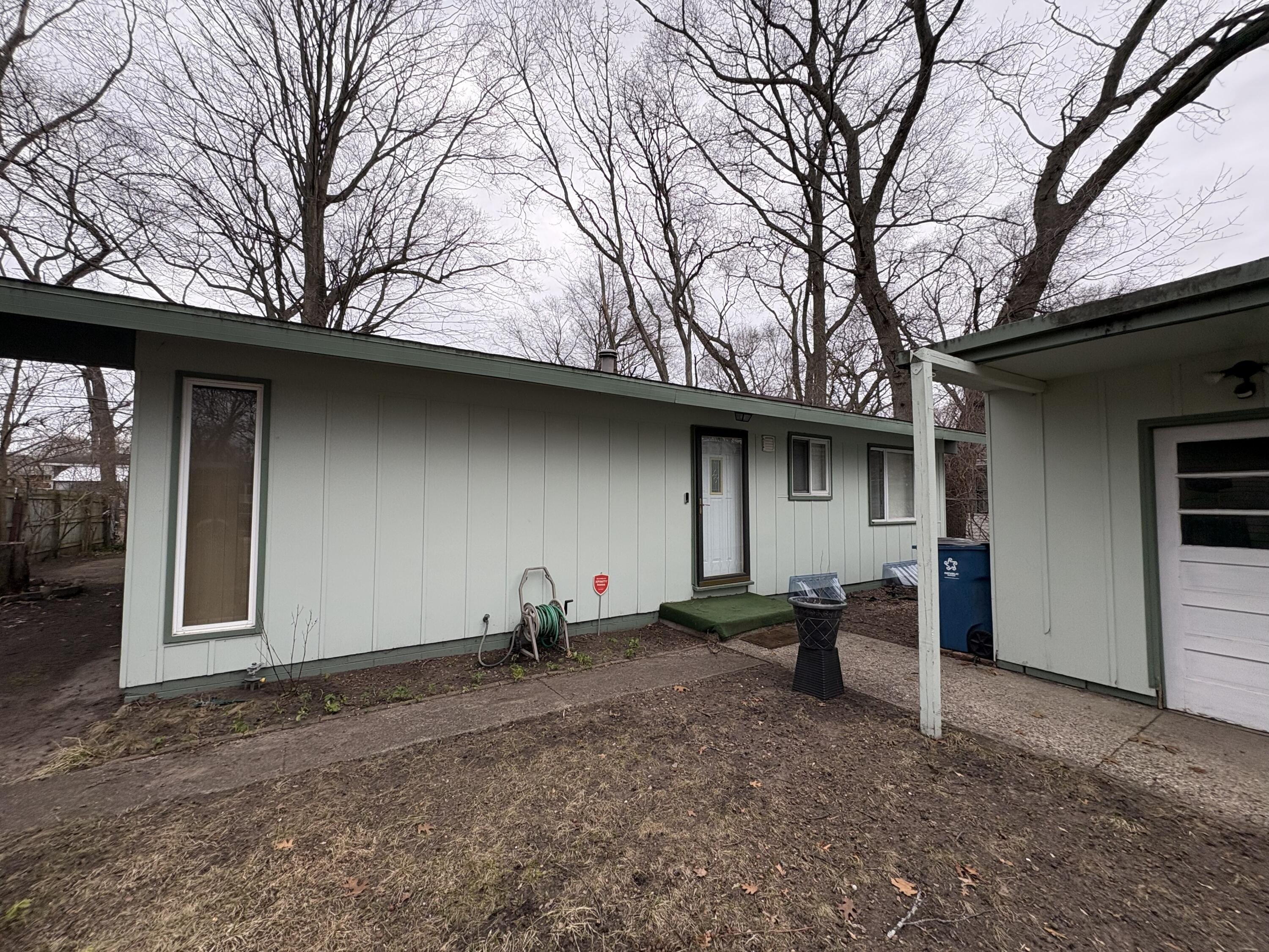 3127 Woodcliffe Drive Muskegon MI 49444