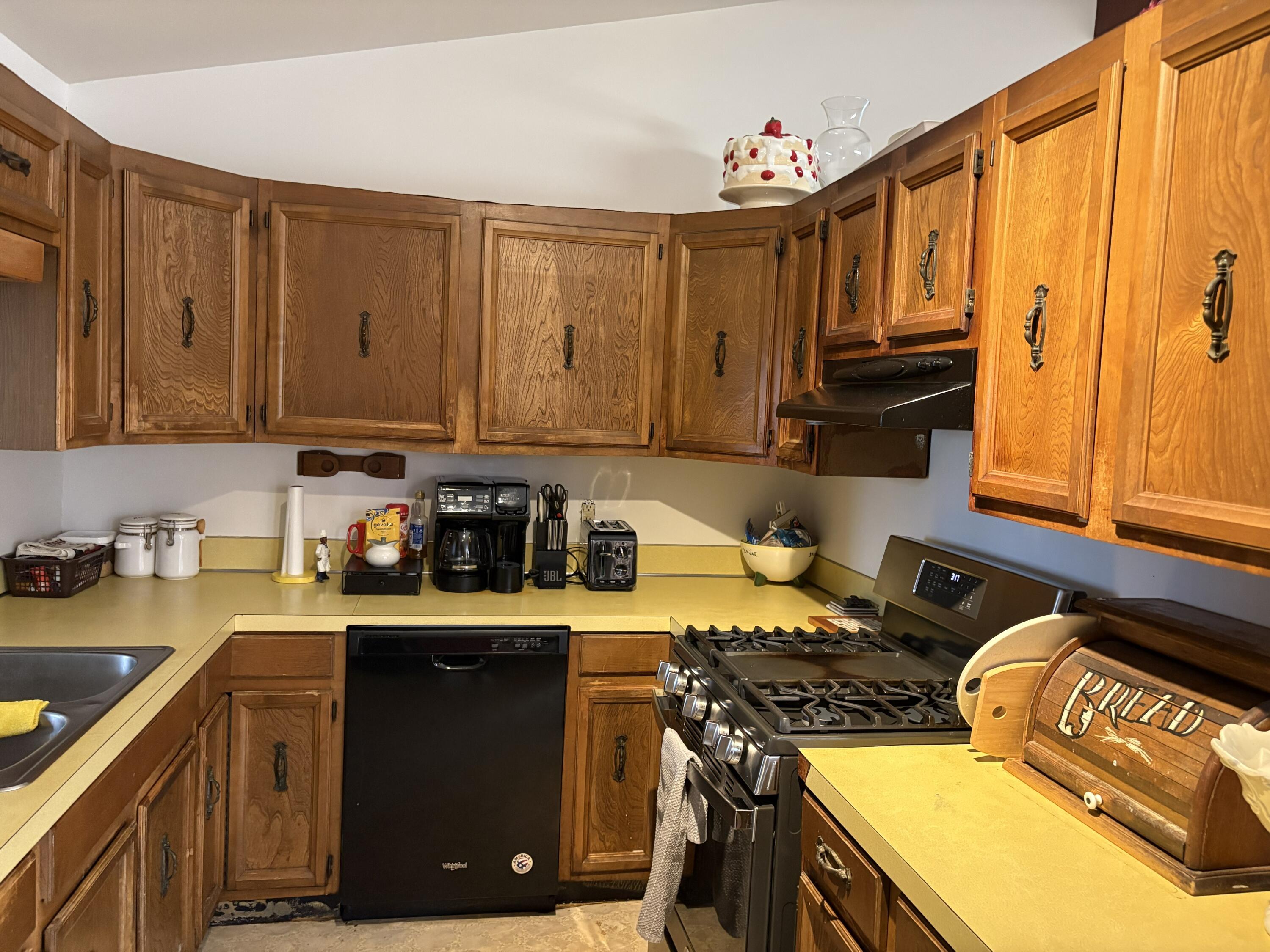 3127 Woodcliffe Drive Muskegon MI 49444