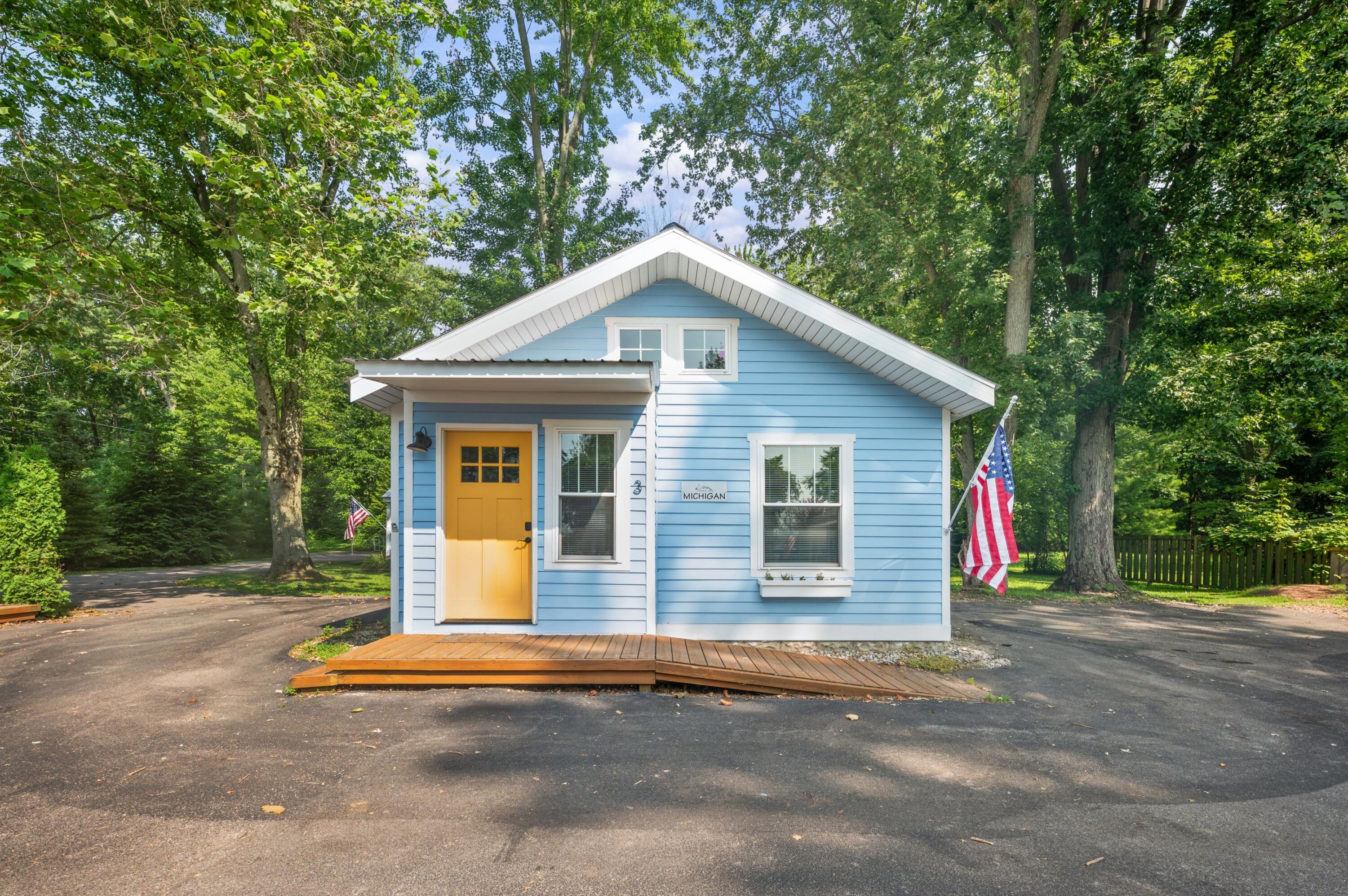 5358 Paw Paw Lake Road Coloma MI 49038