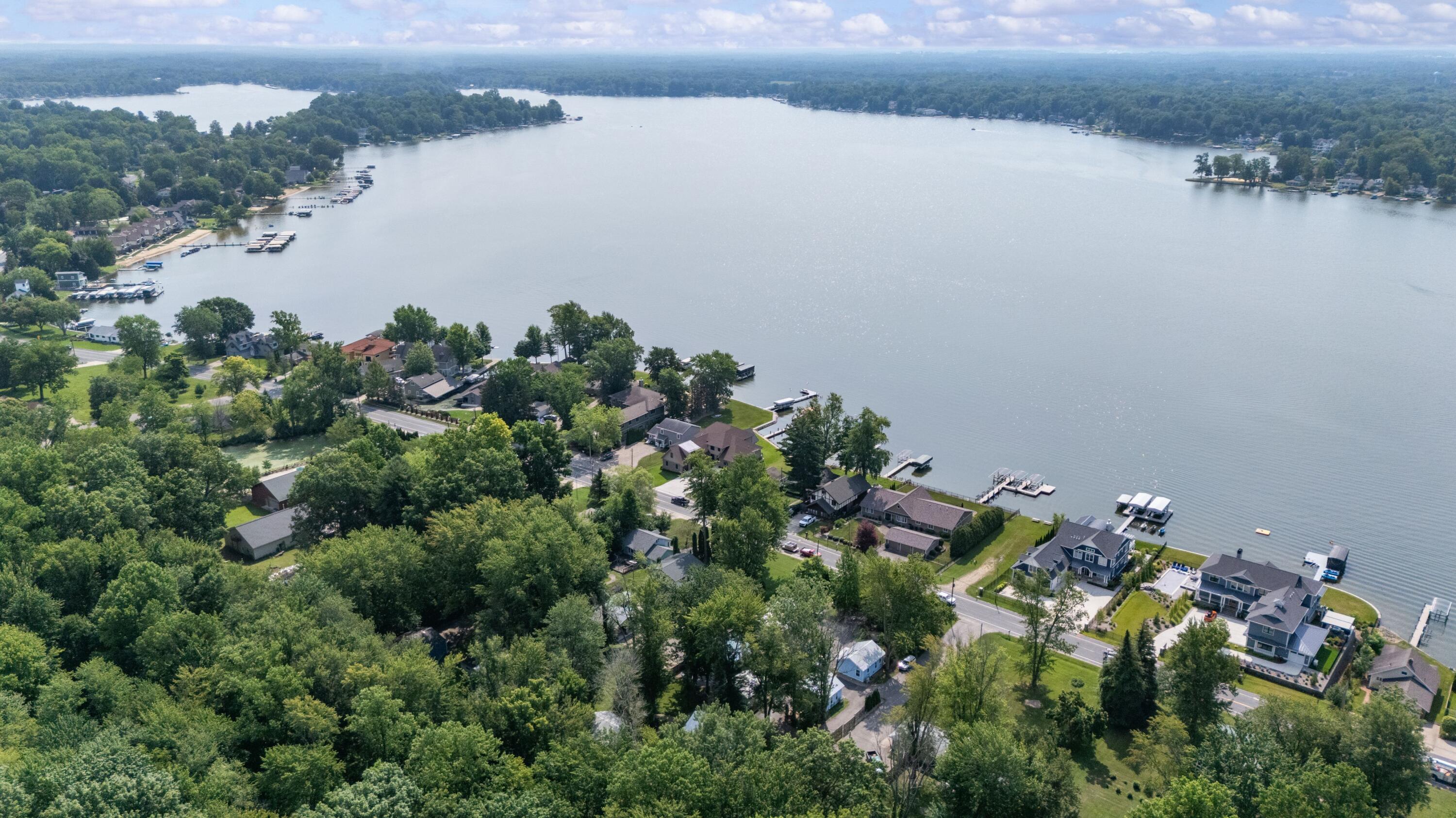 5358 Paw Paw Lake Road Coloma MI 49038