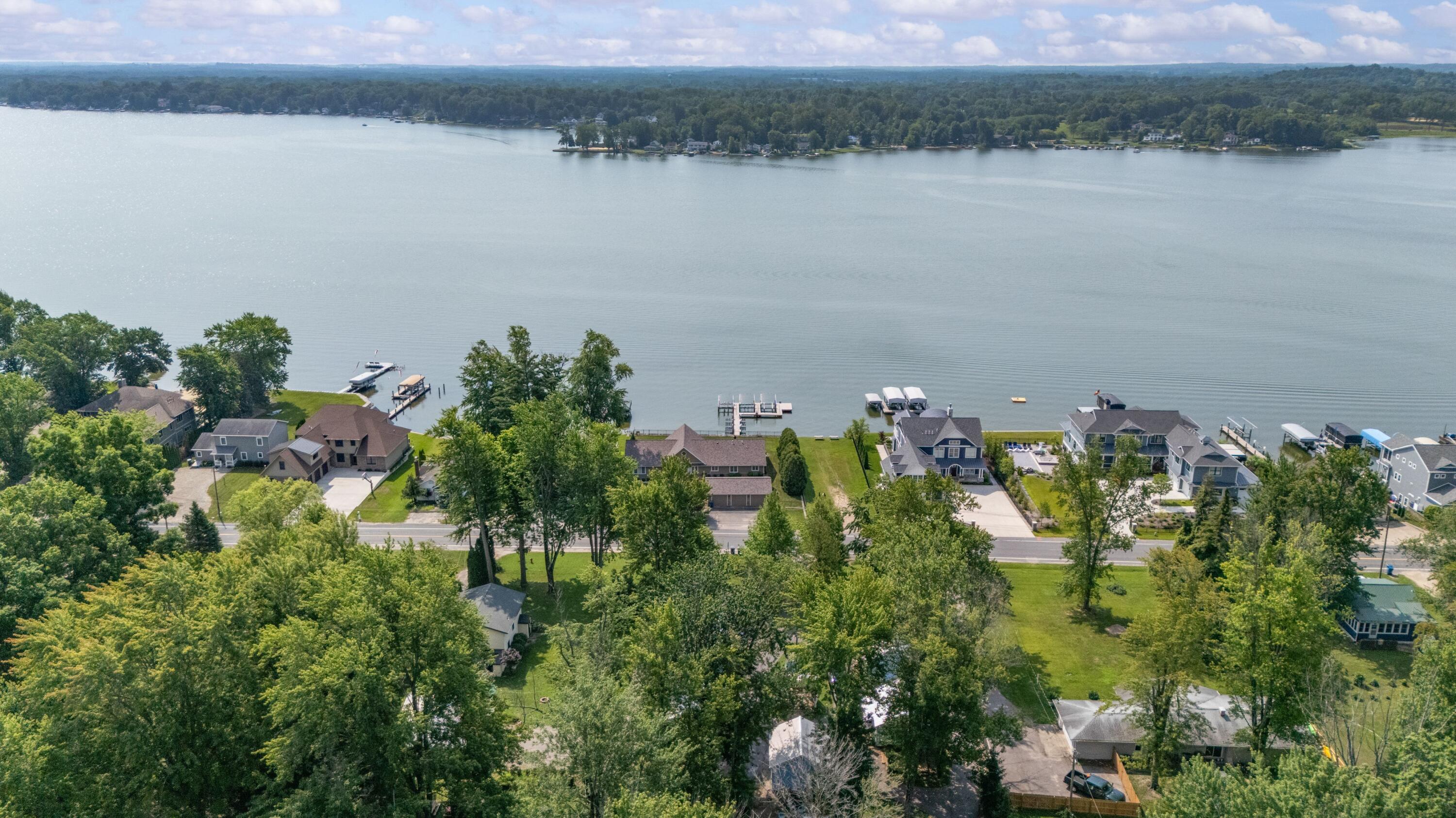 5358 Paw Paw Lake Road Coloma MI 49038