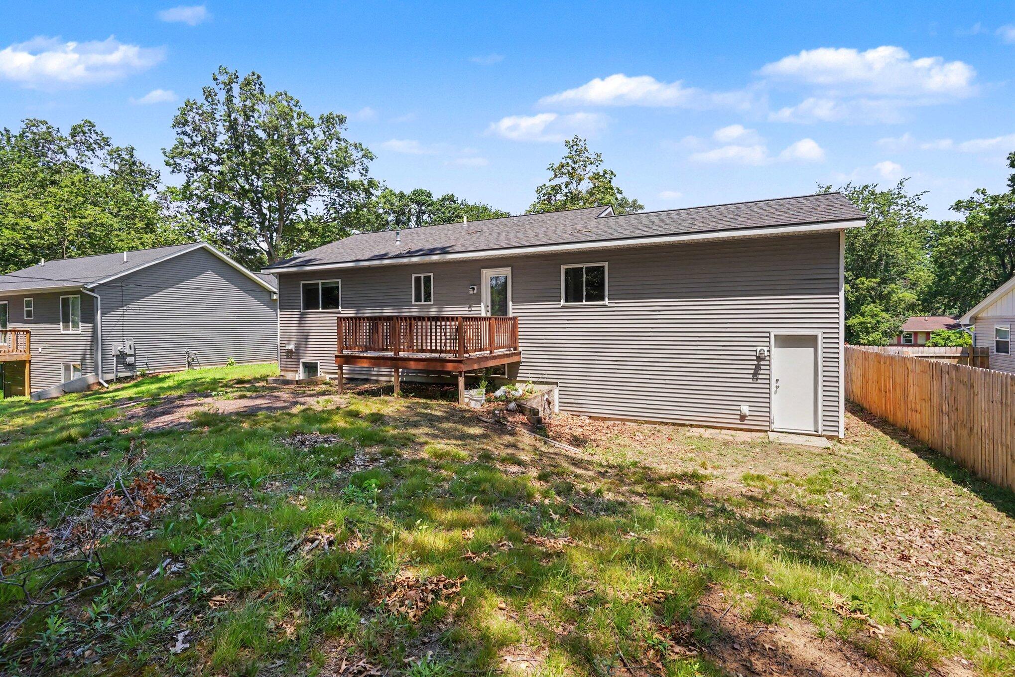 86 Dunton Avenue Holland MI 49424