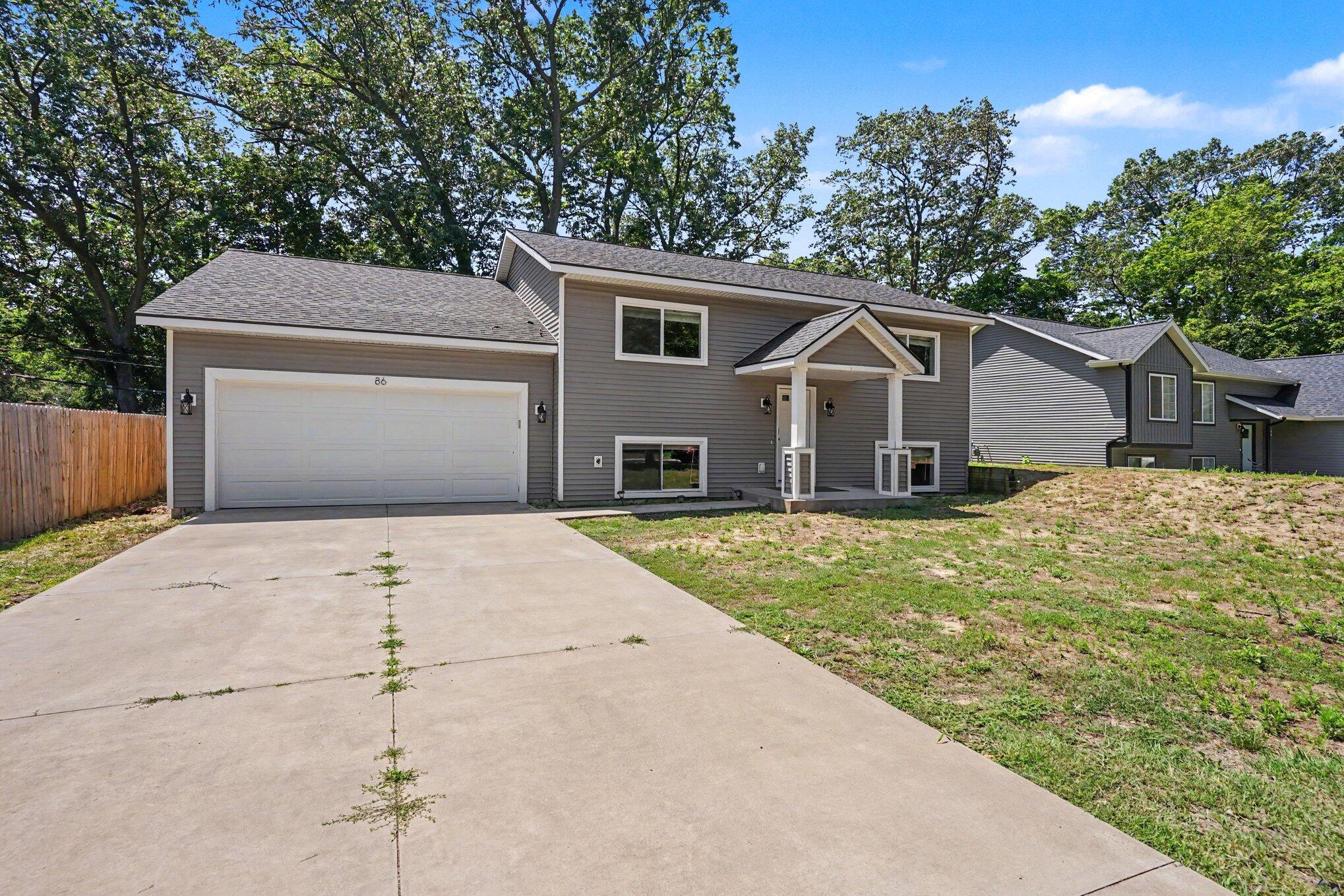 86 Dunton Avenue Holland MI 49424