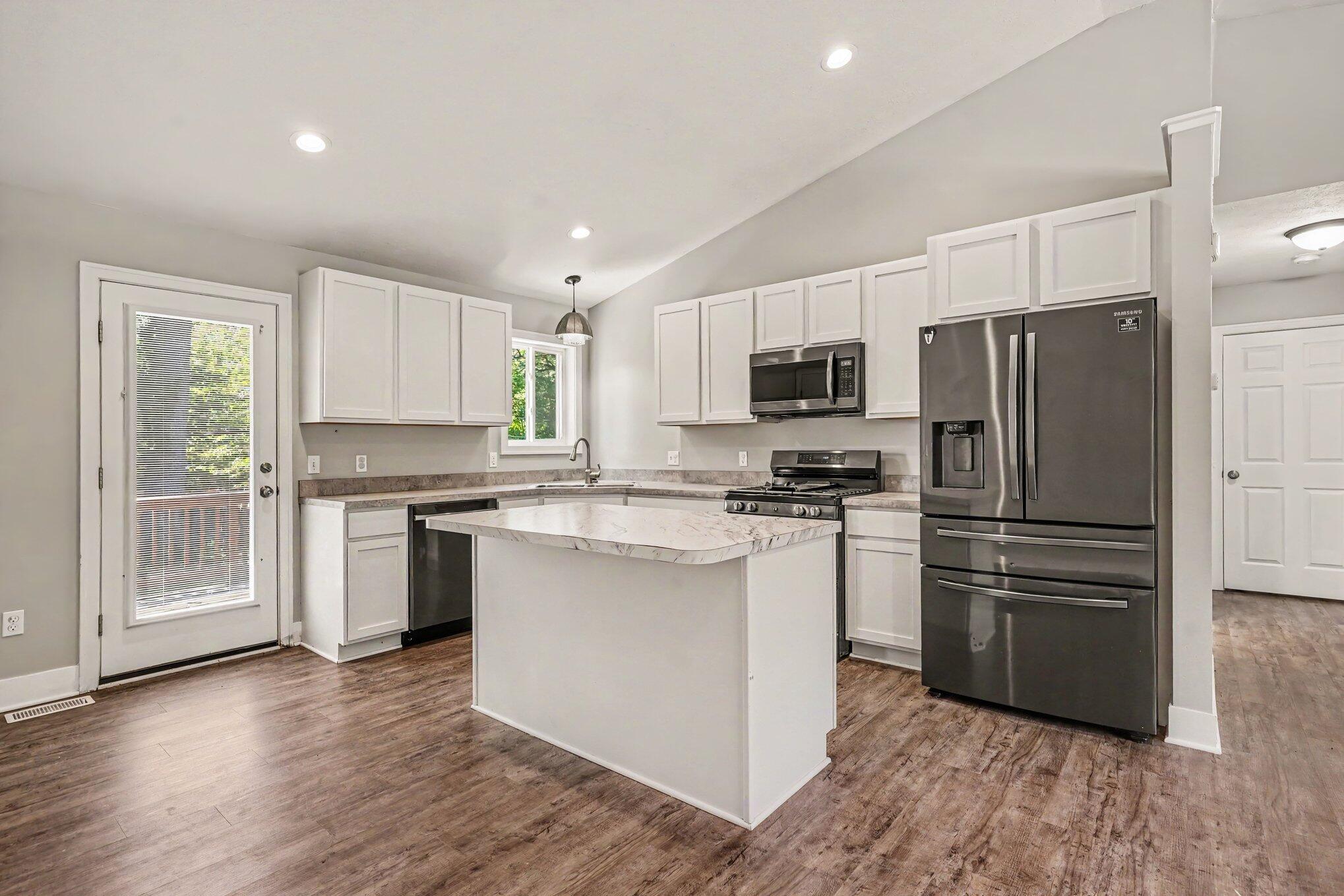 86 Dunton Avenue Holland MI 49424