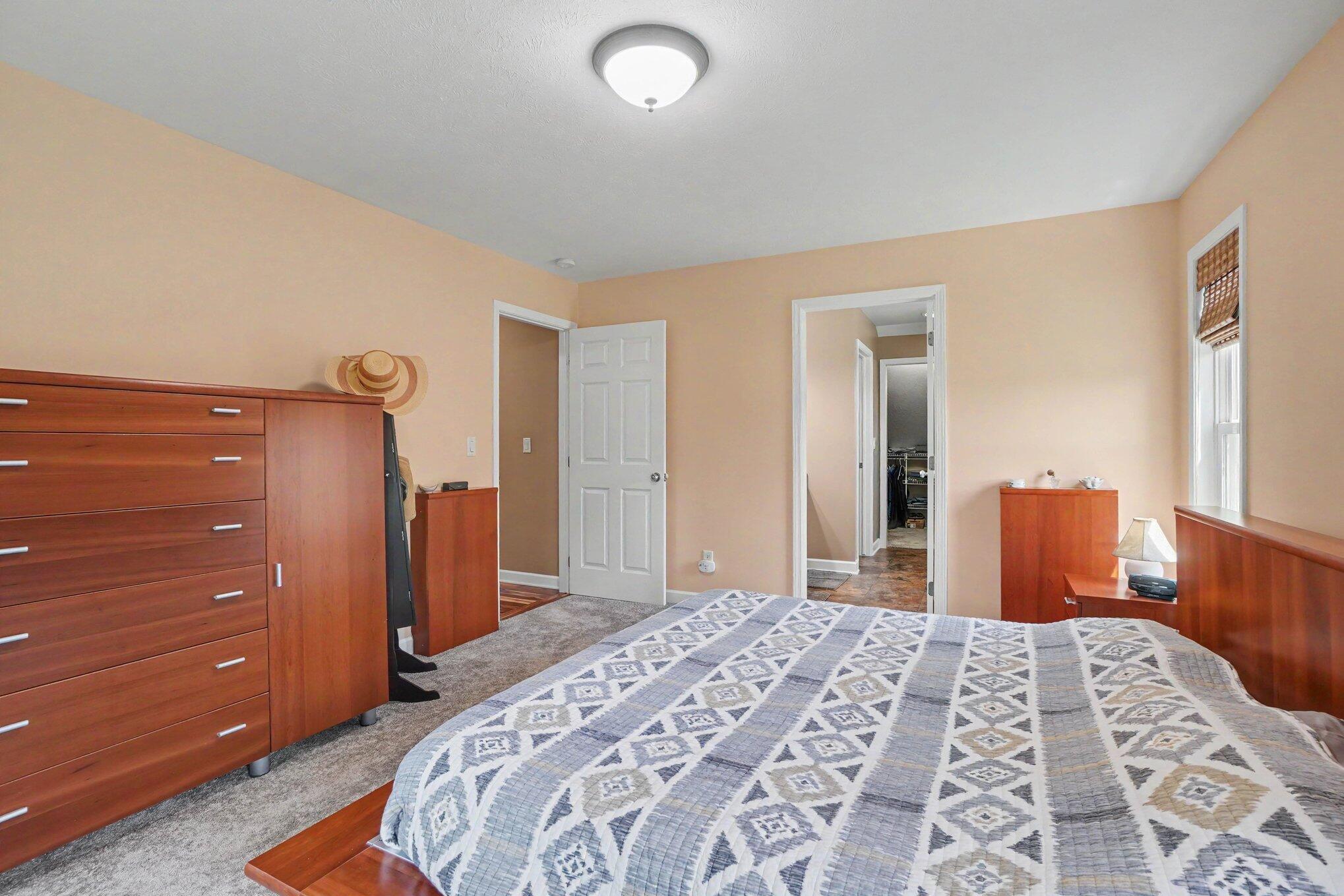 1433 Hillridge Way Zeeland MI 49464