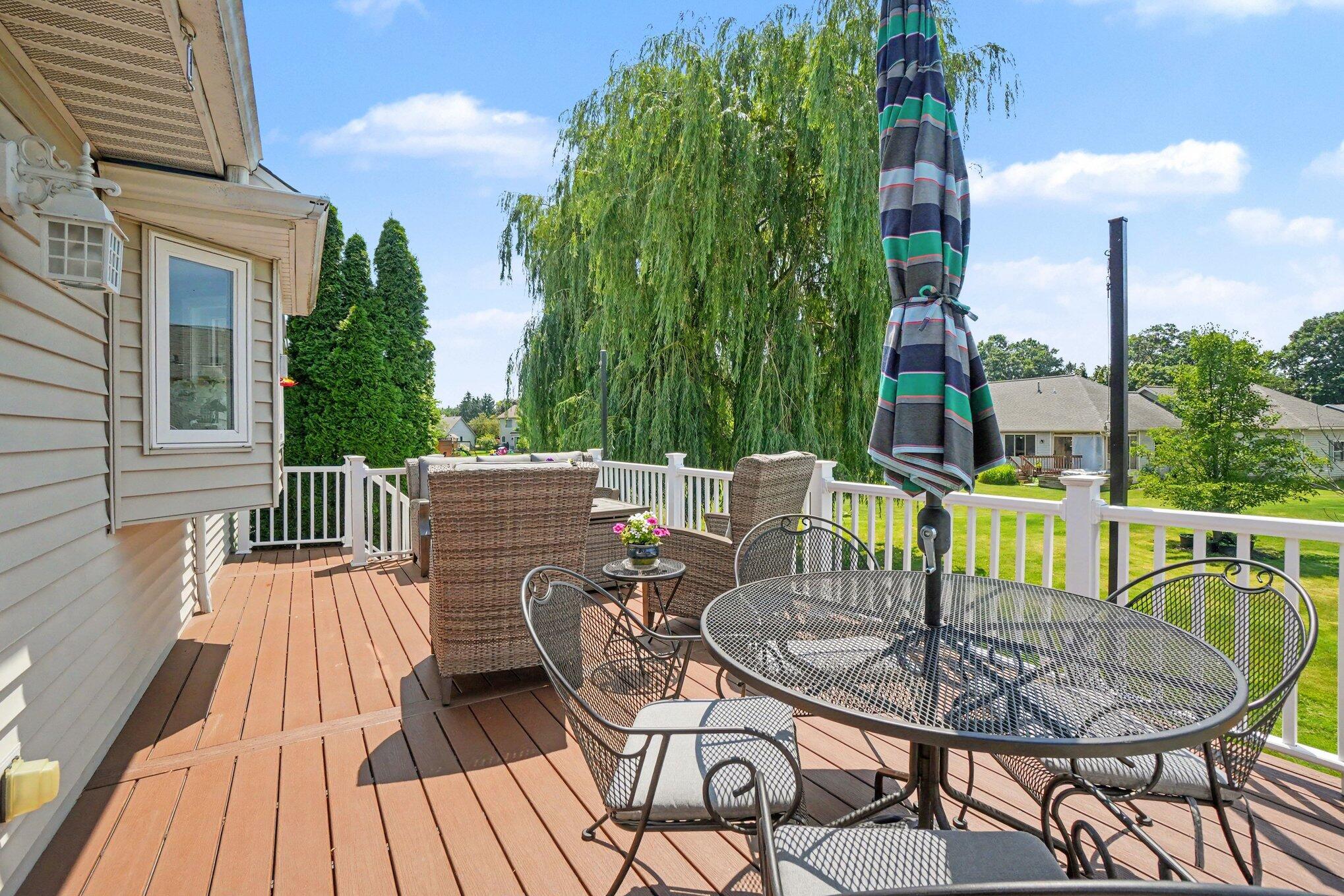 1433 Hillridge Way Zeeland MI 49464