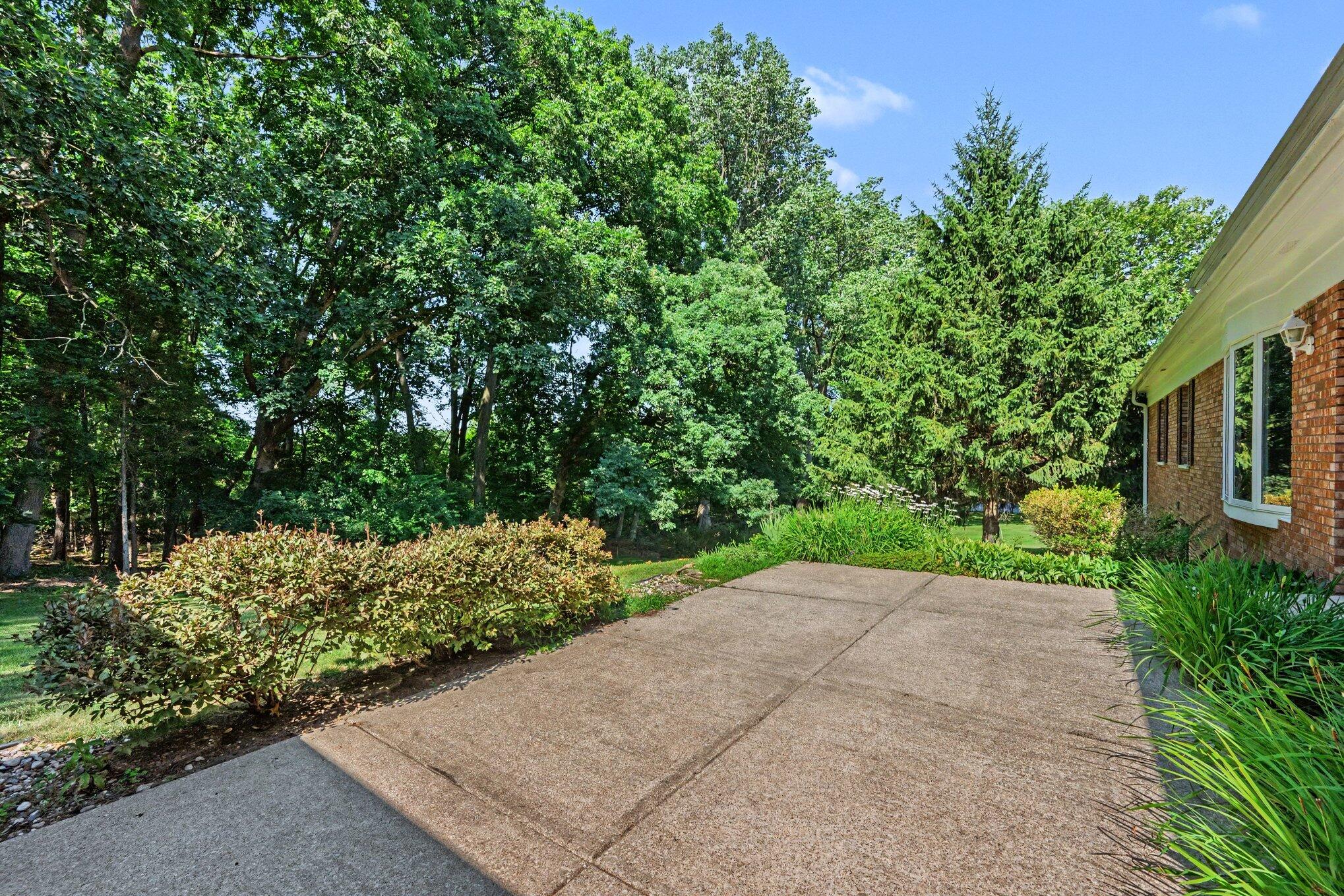 3004 Brandywine Road Kalamazoo MI 49008