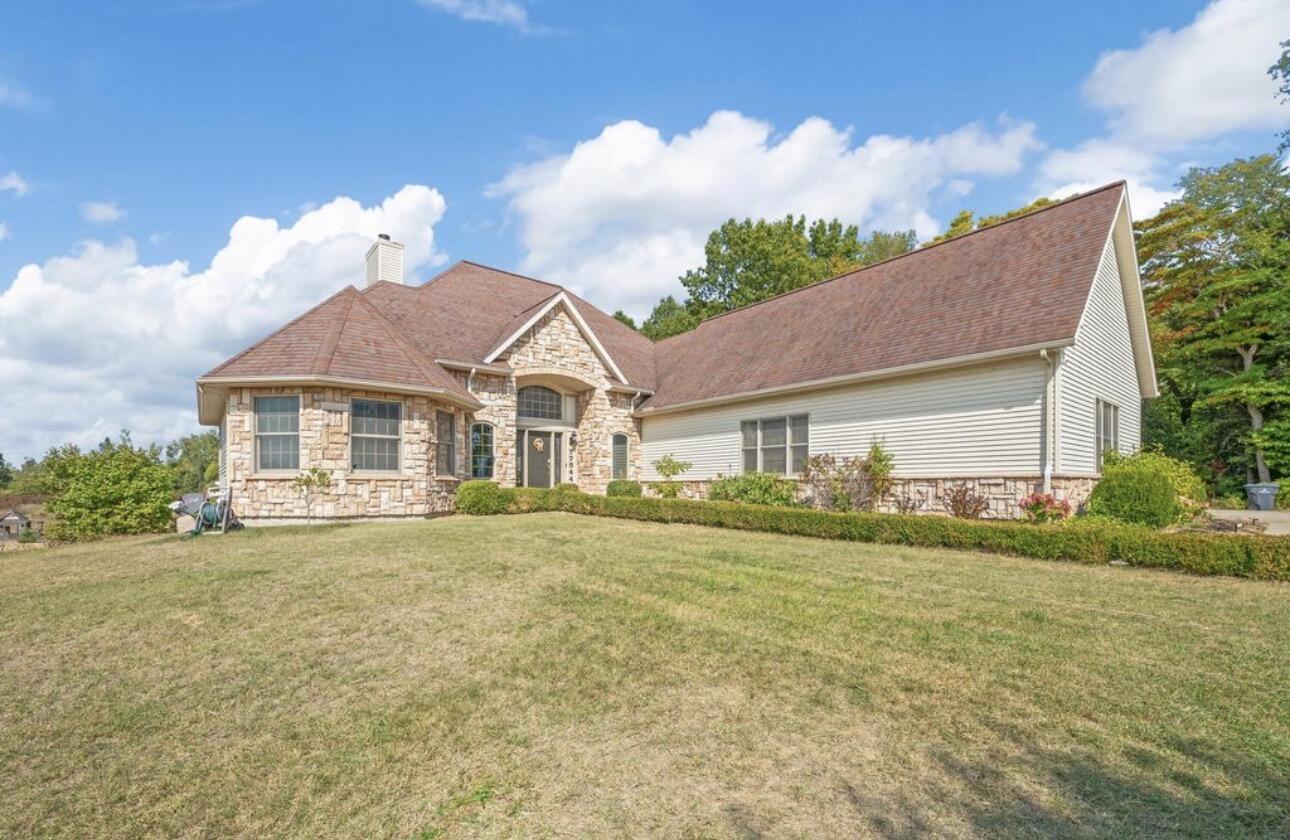77544 38th Avenue Covert MI 49043