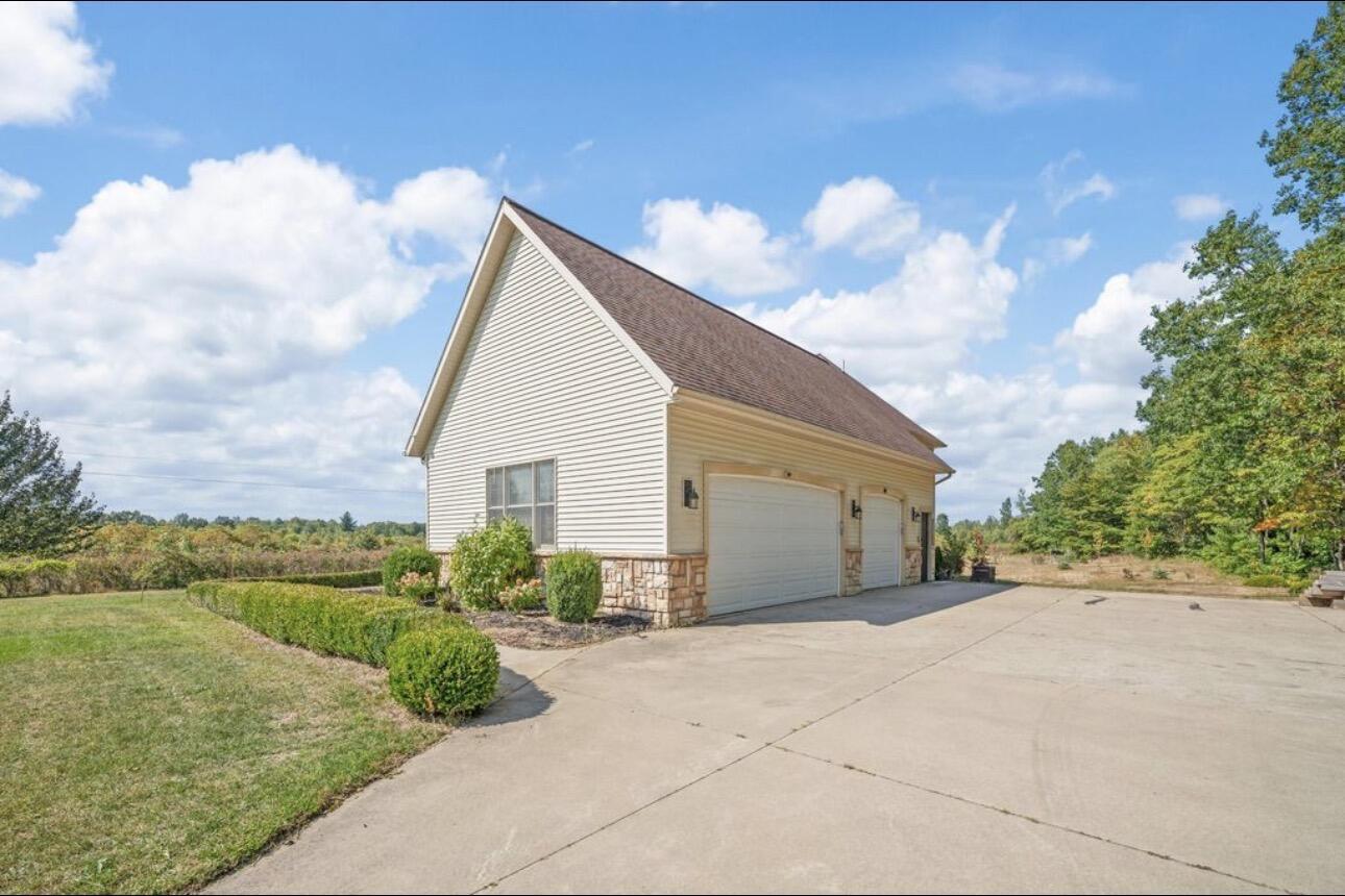 77544 38th Avenue Covert MI 49043