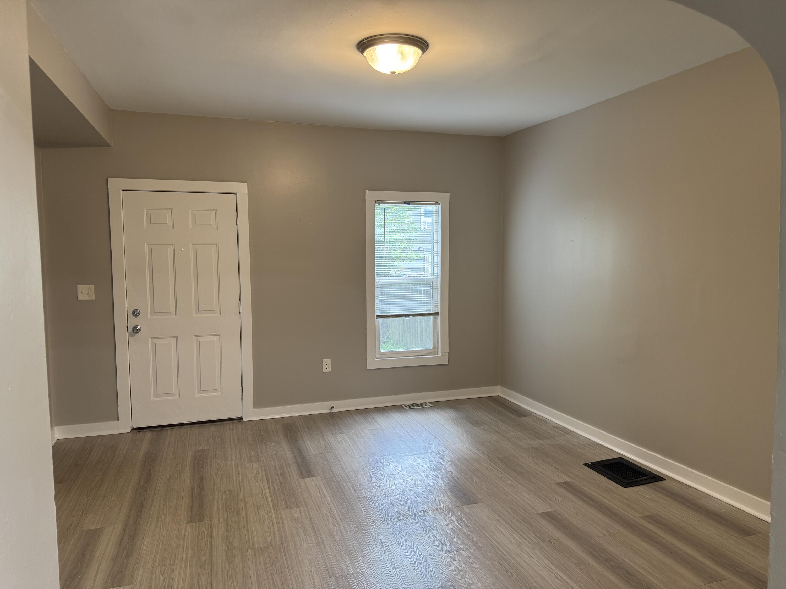 828 Isabella Court SE Grand Rapids MI 49507